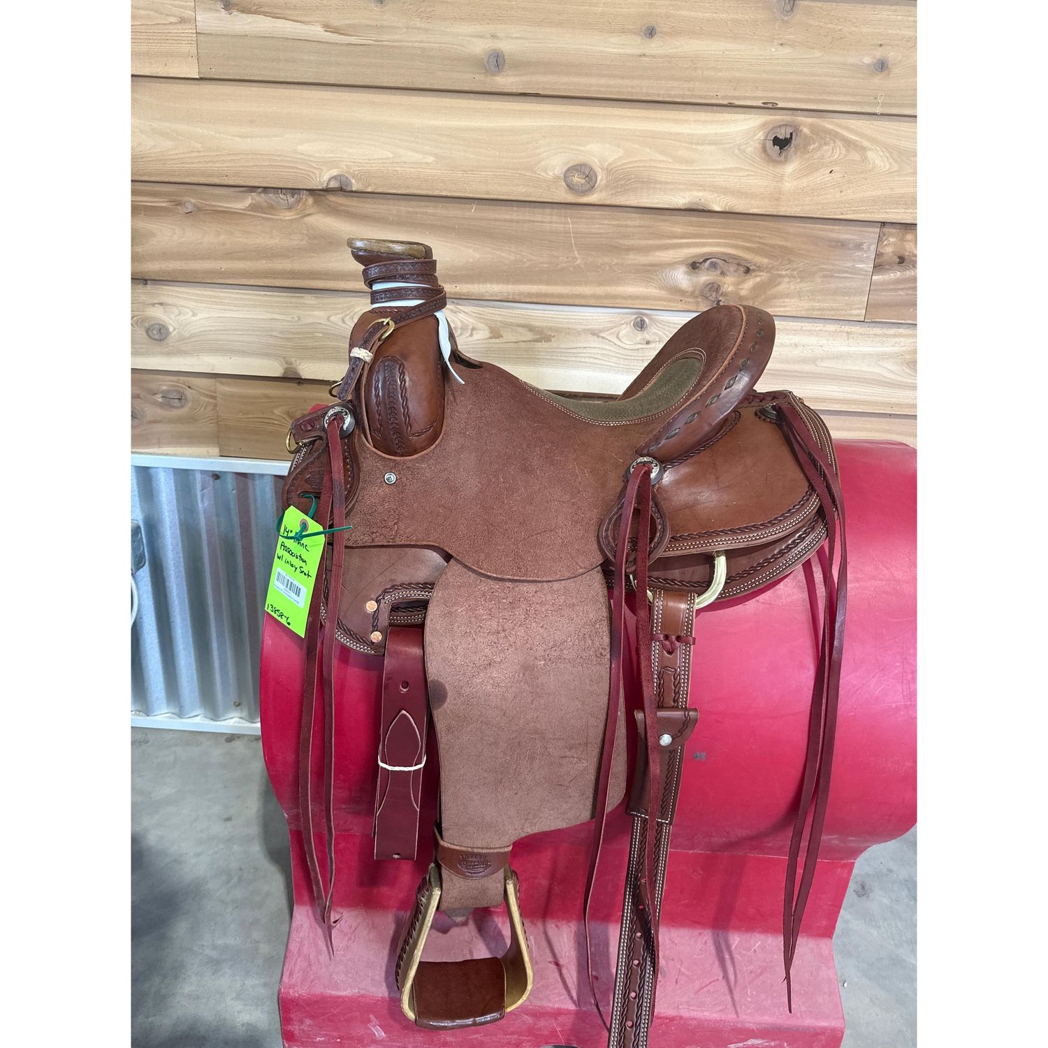 Irvine's 14" Association Saddle-2