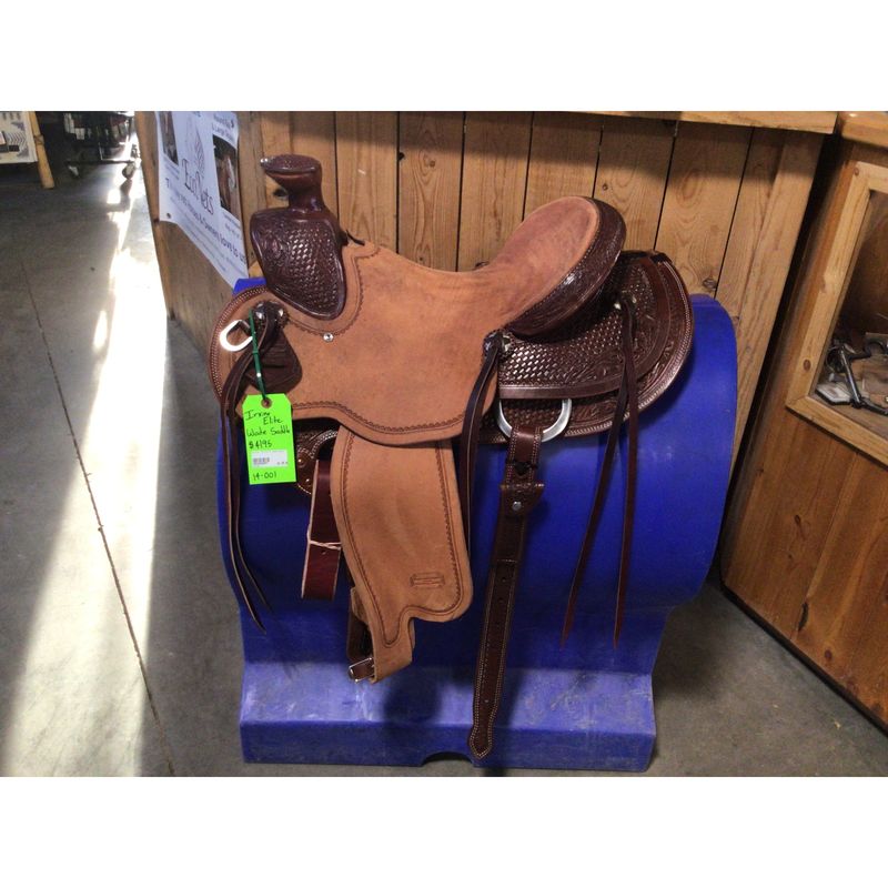 Irvine Elite 16" Wade Saddle - 14-001