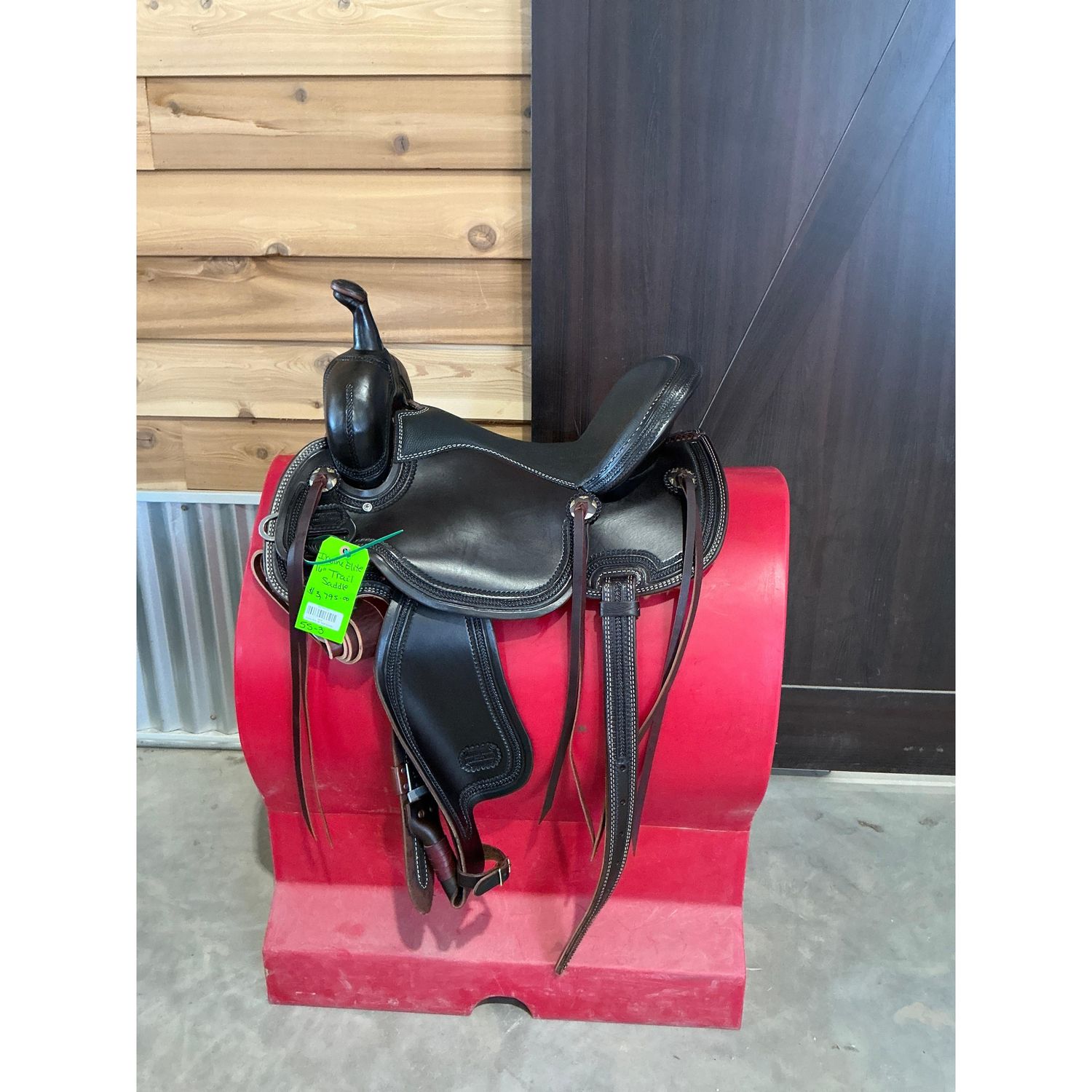 Irvine Elite 16" Trail Saddle-2