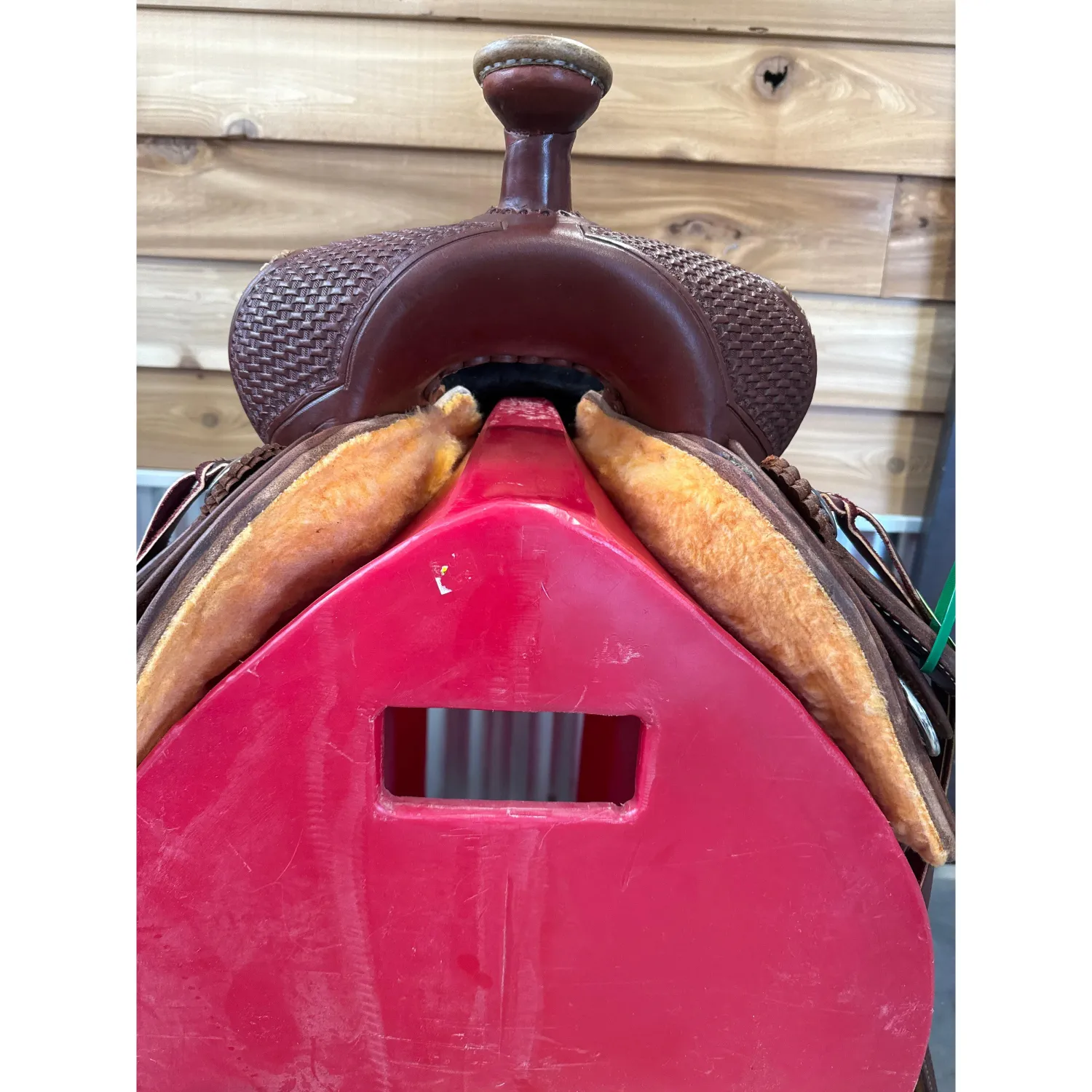 Irvine USA 16" Association Ranch Saddle