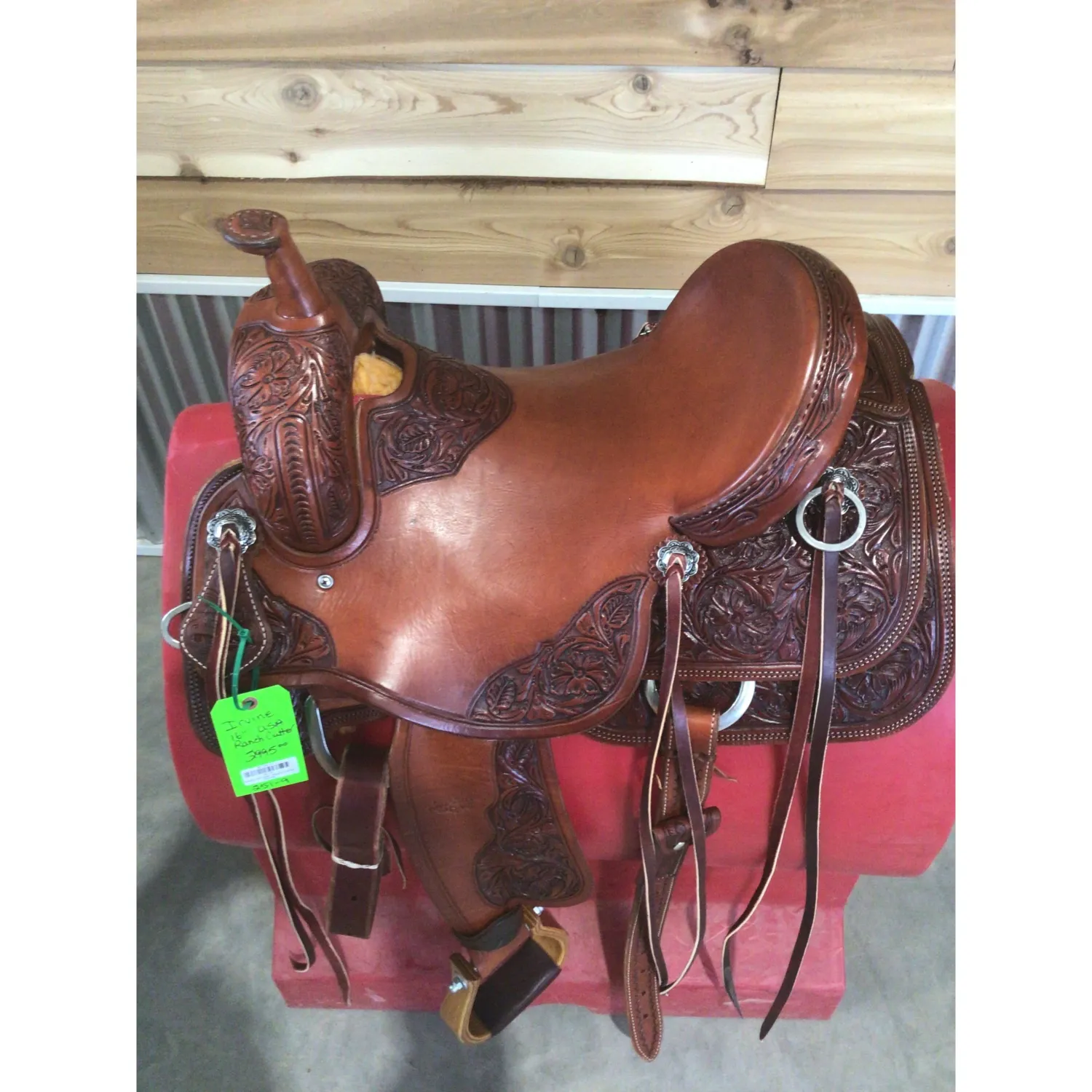 Irvine's 16" USA. Ranch Cutting Saddle