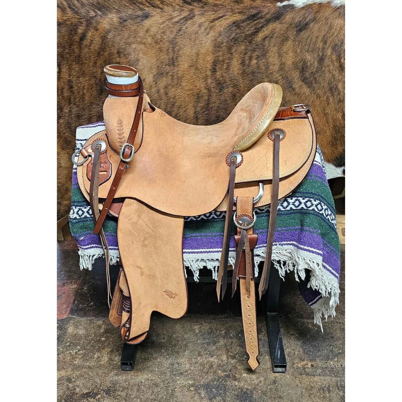 Irvine USA 15.5" Buckaroo Saddle