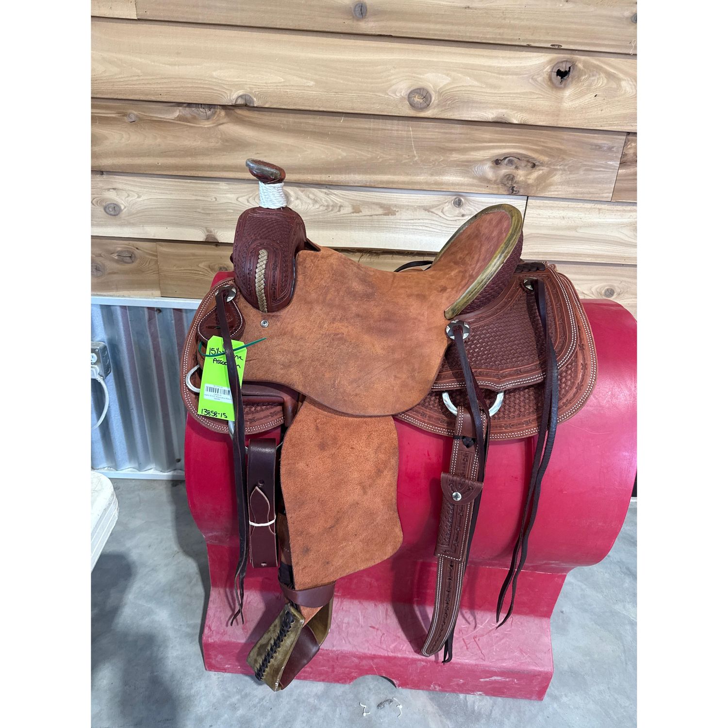 Irvine's 15 1/2" Association Ranch Saddle