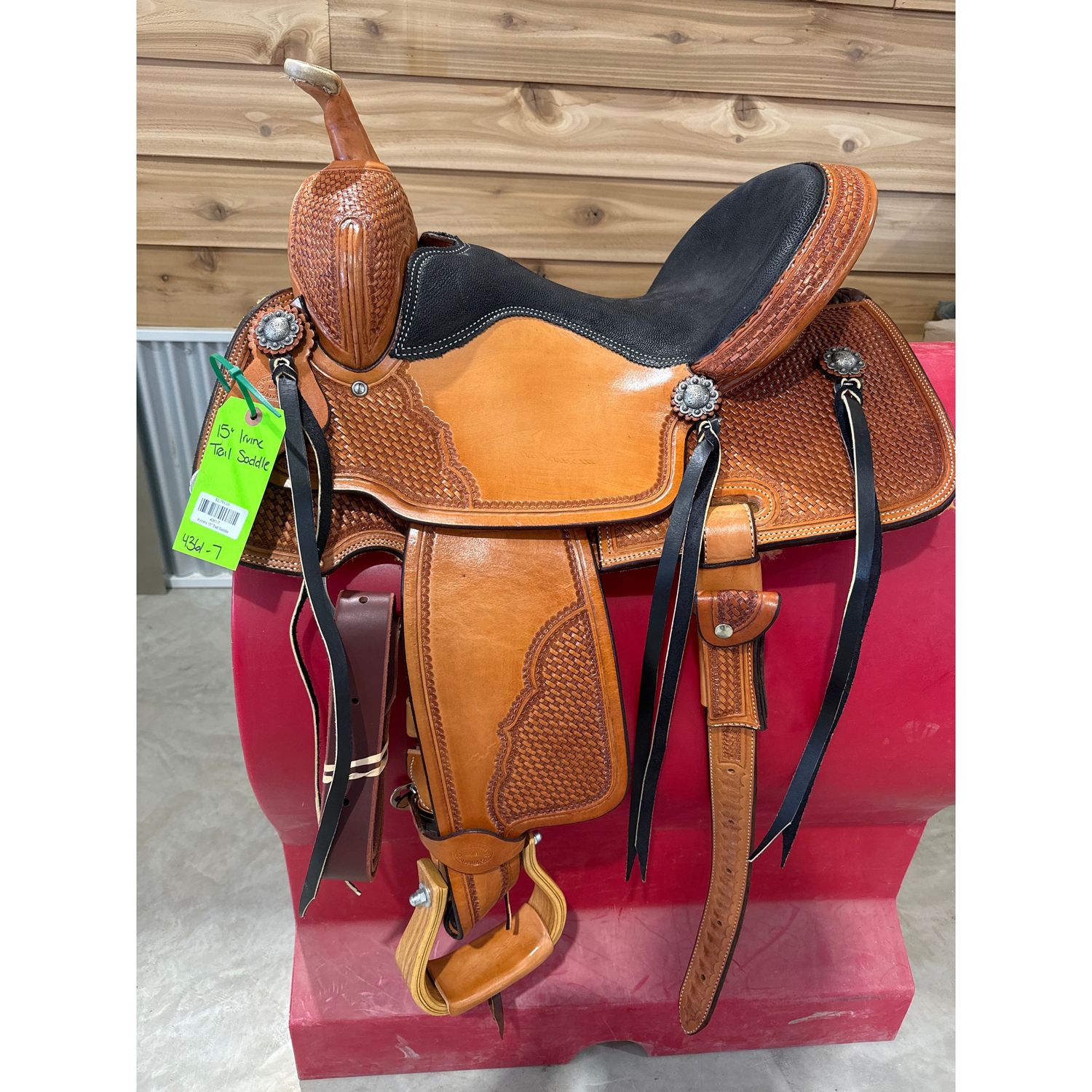 Irvine's 15" Trail Saddle-1
