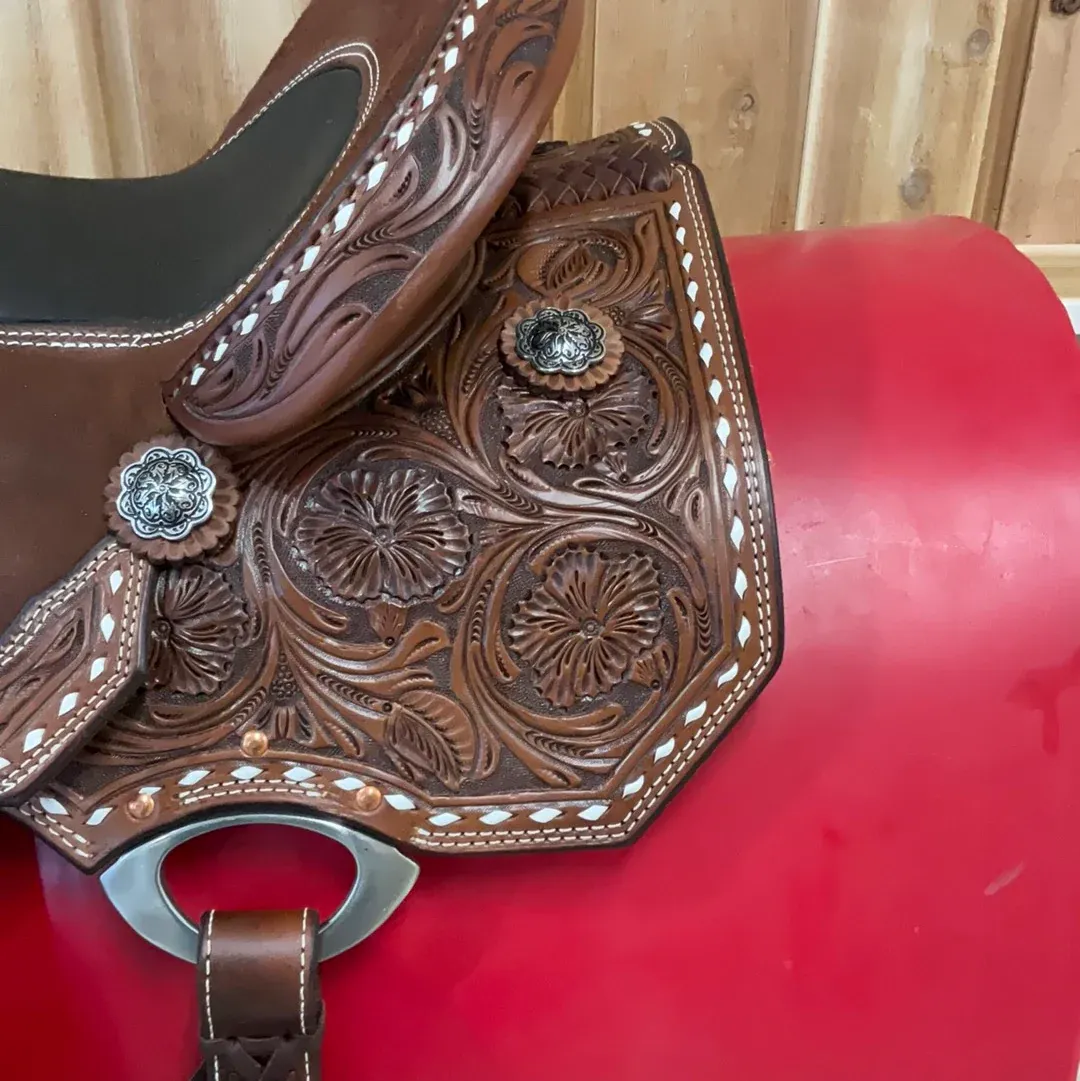 Irvine USA 14" Barrel Saddle-3