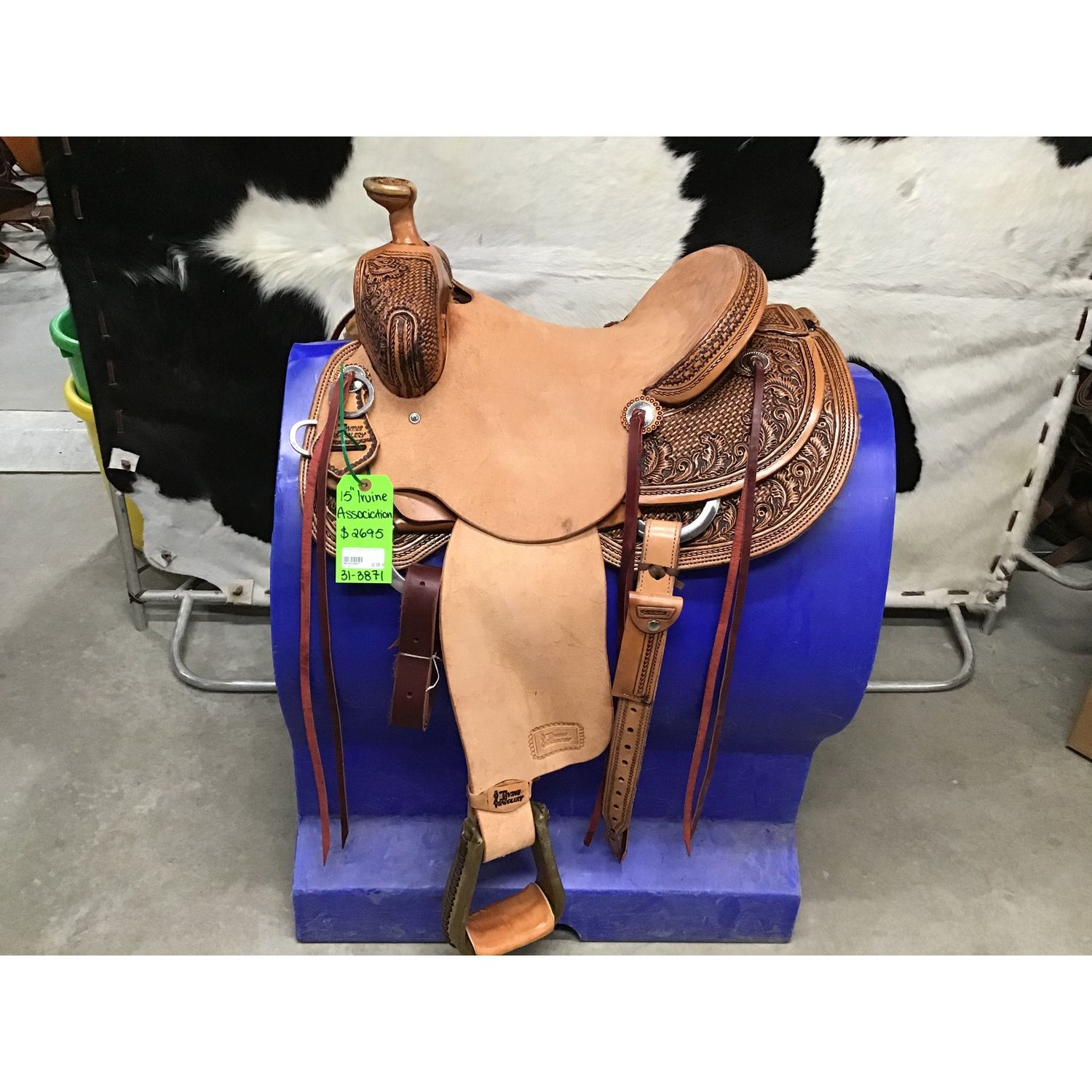 Irvine's 15" Association Saddle - 31-3871