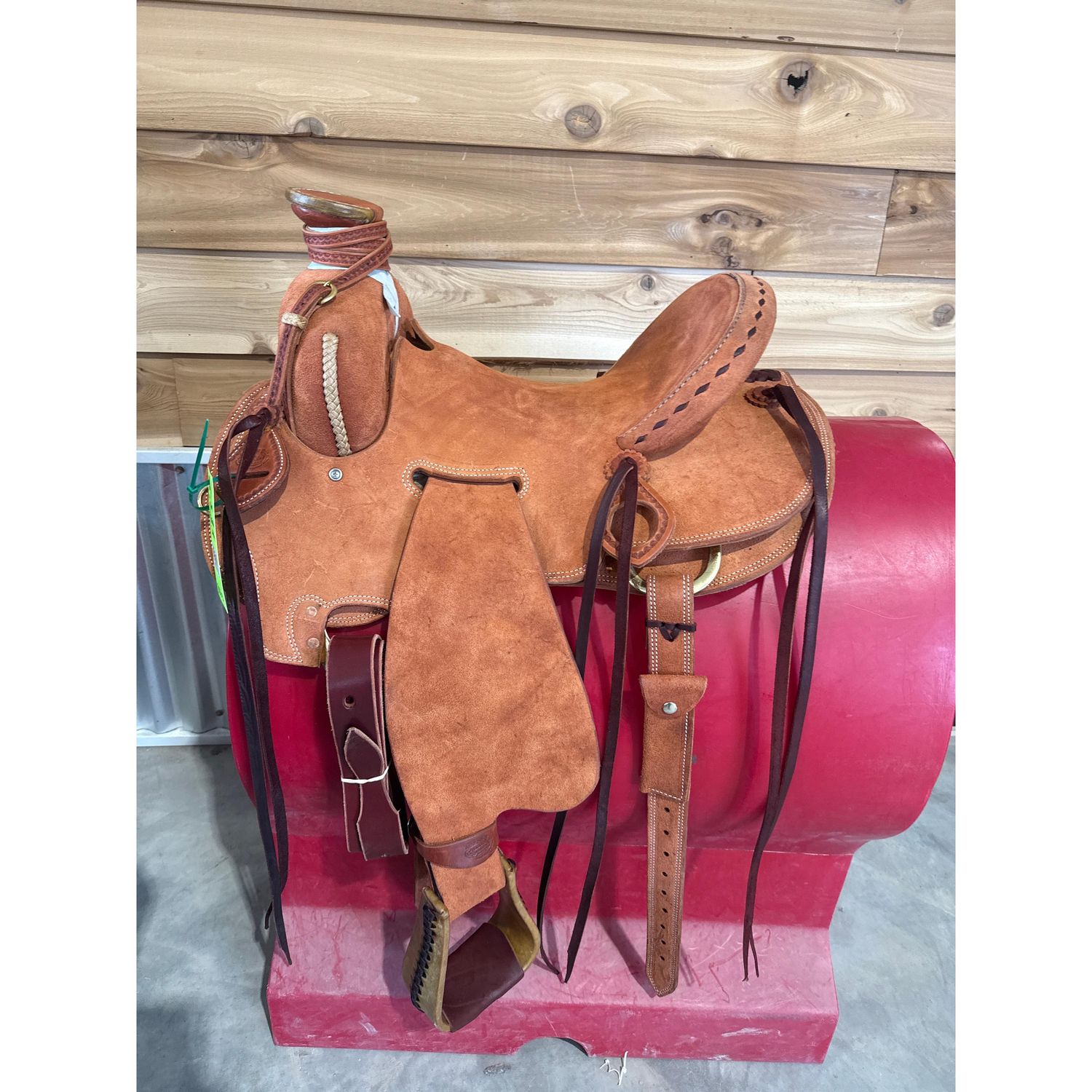 Irvine's 15" Association Saddle-1