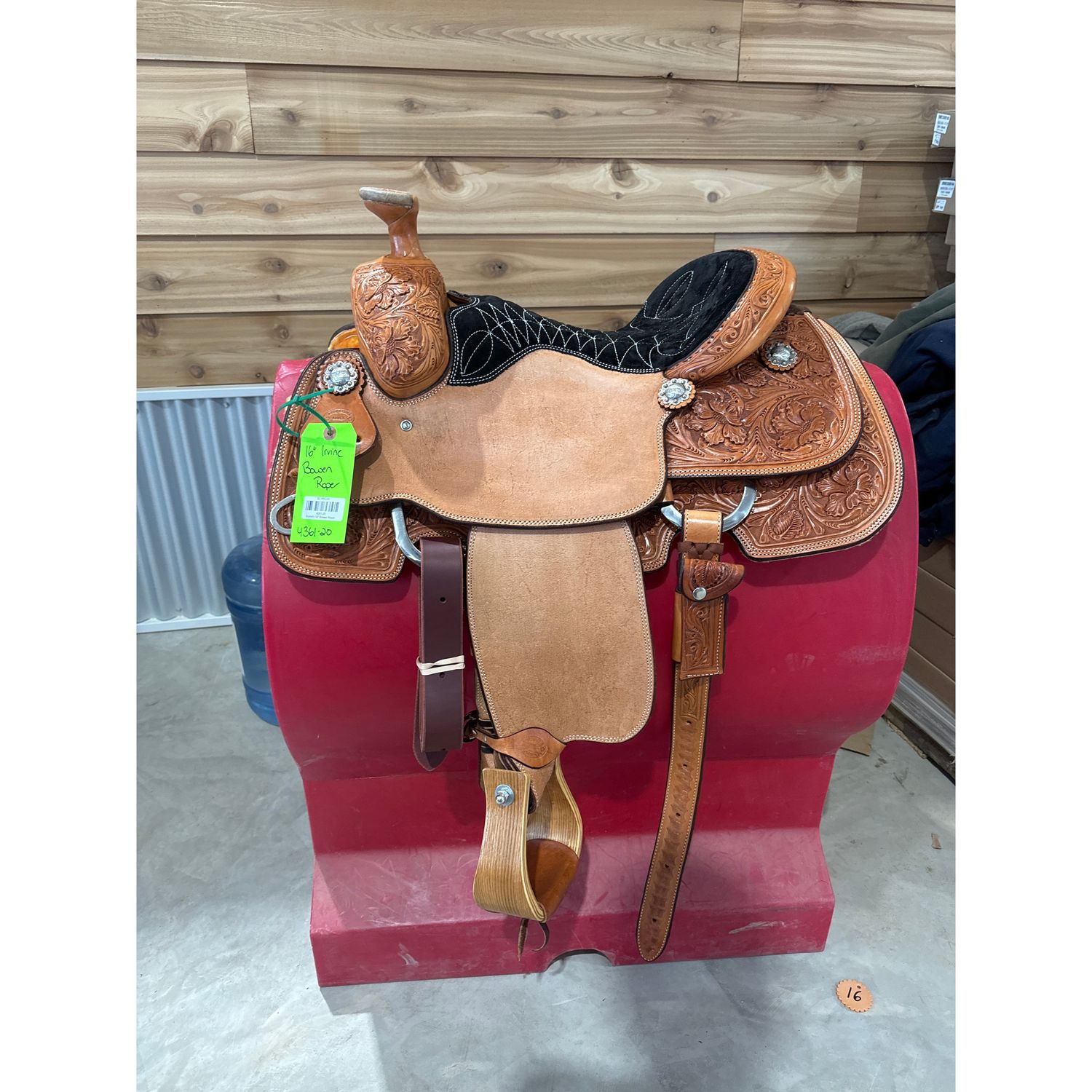 Irvine's 16" Bowen Roping Saddle