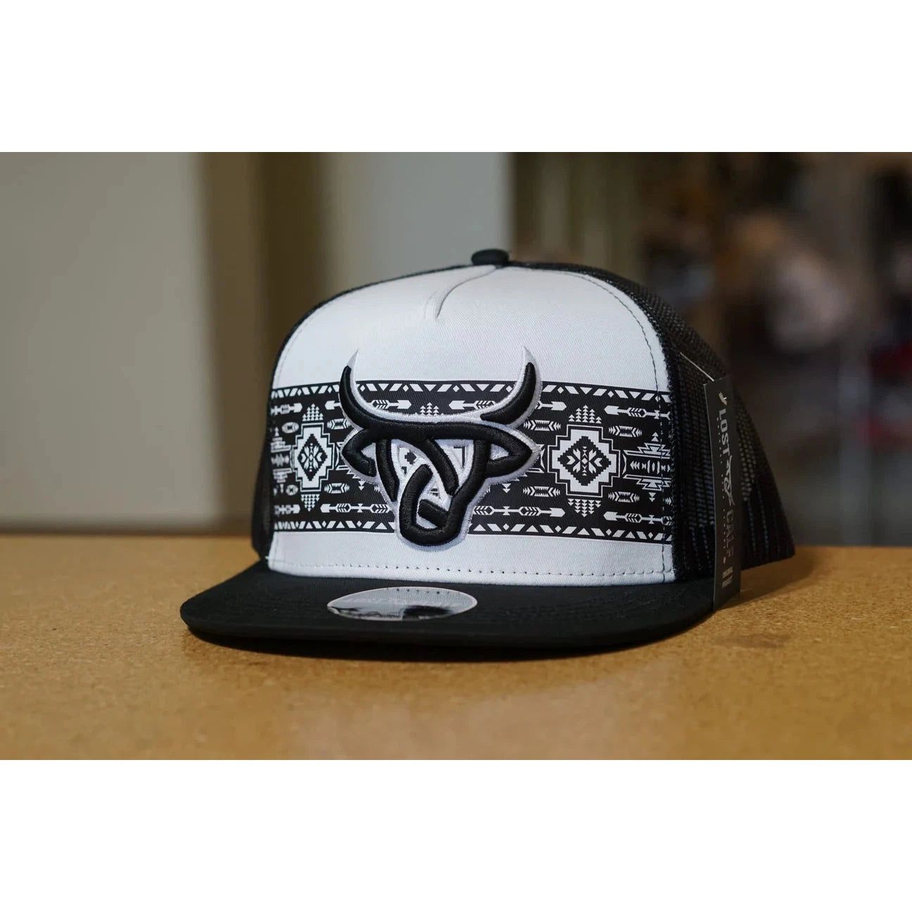 Lost Calf-Shima White/Black