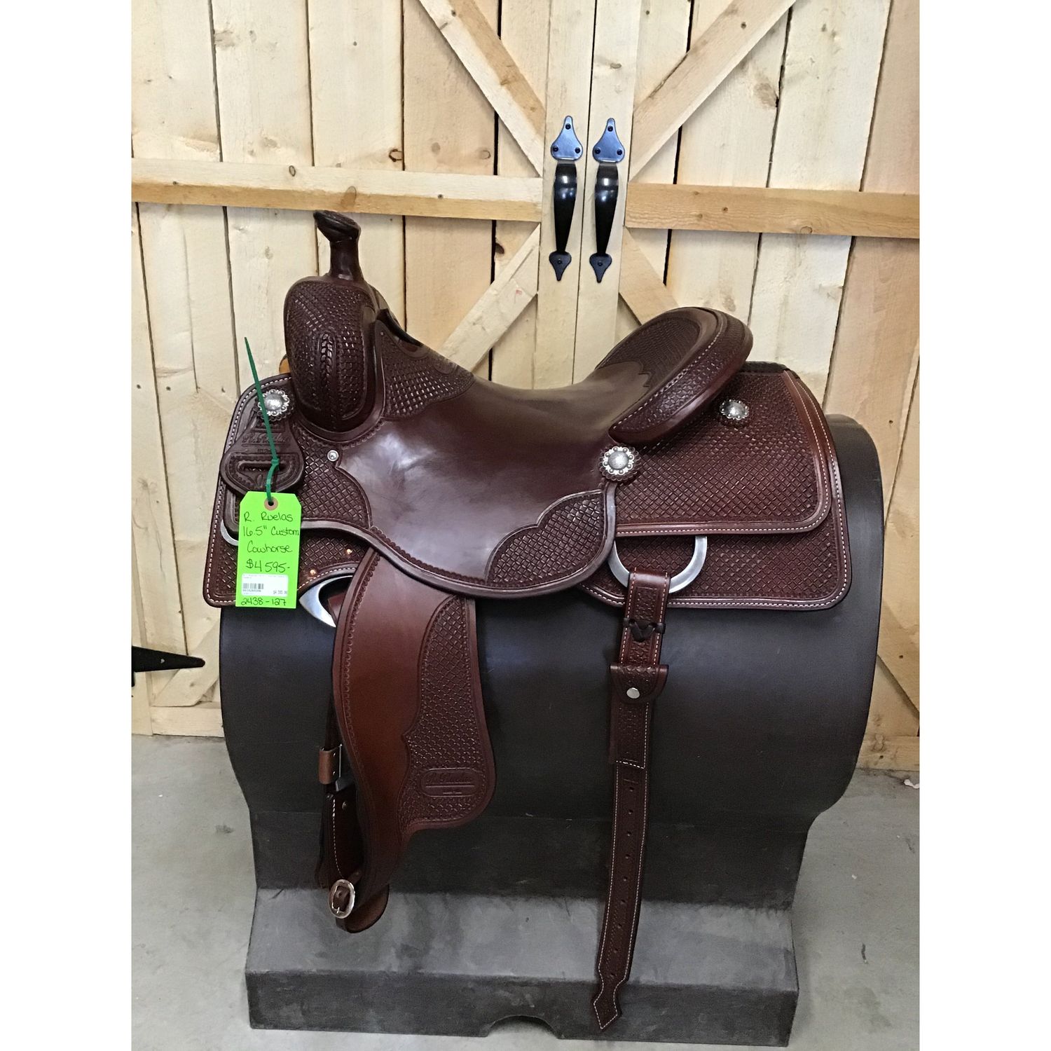 R. Ruelas 16.5" Custom Cowhorse Saddle - 2438-127