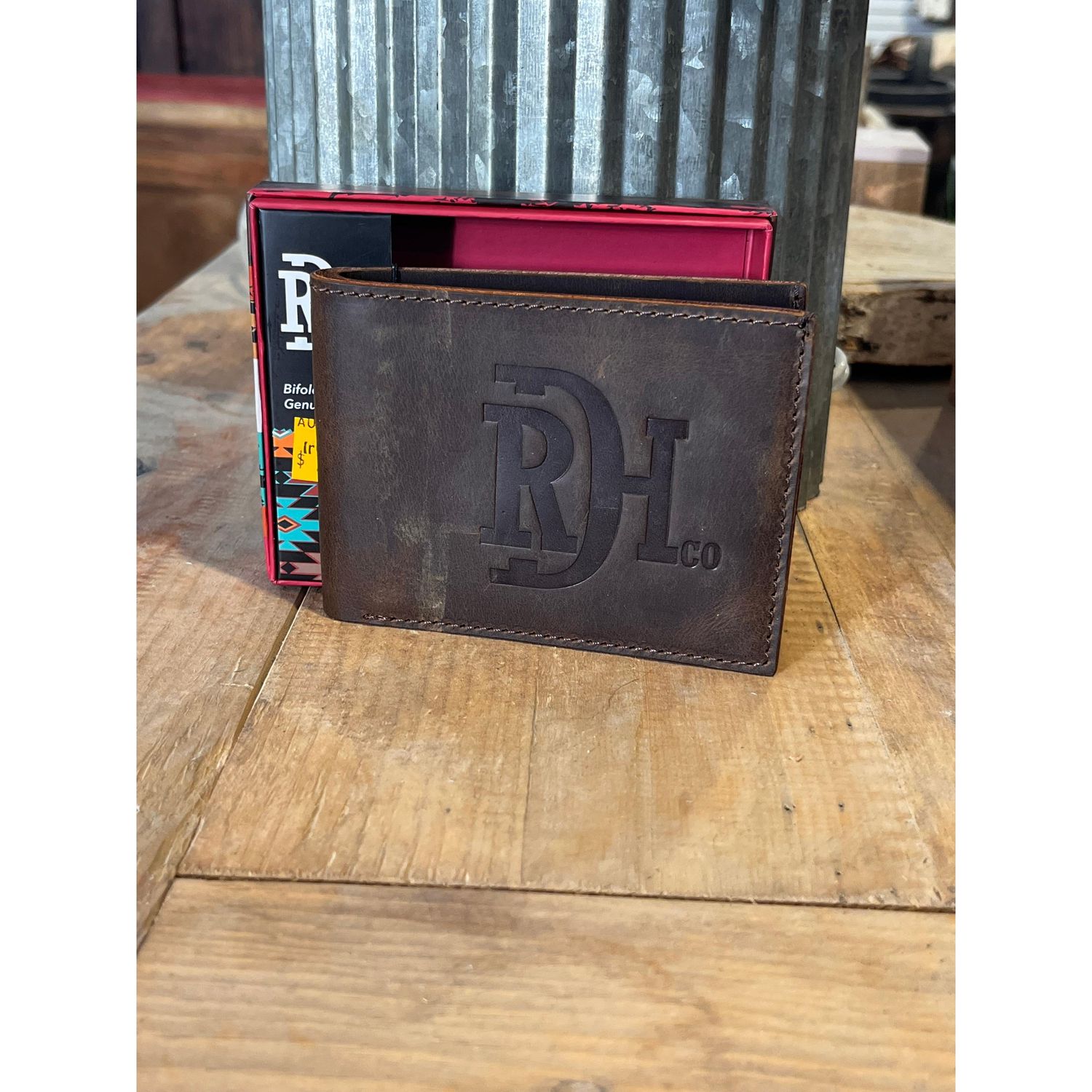 Red Dirt Men's Bifold Wallet - Distressed Finish