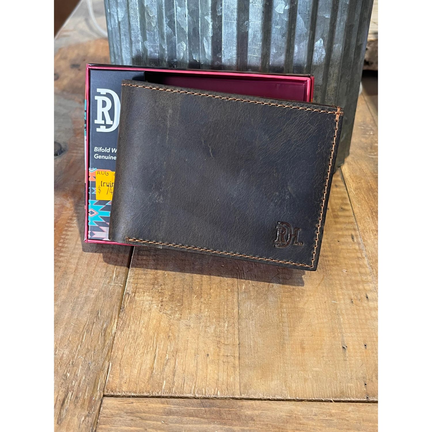 Red Dirt Men's Bi-fold Wallet - Oiled Finish