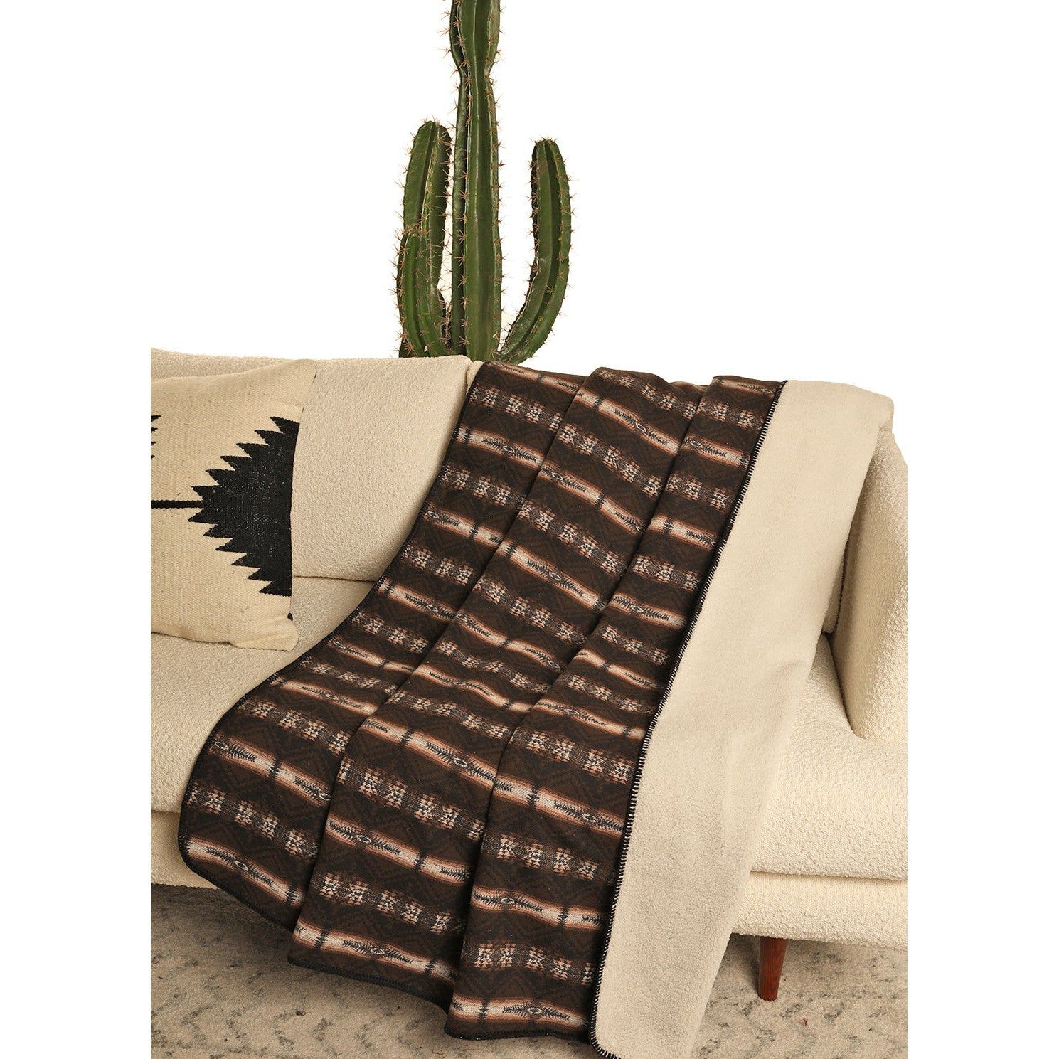 Rock &amp; Roll Aztec Jacquard Berber Blanket - Turquoise