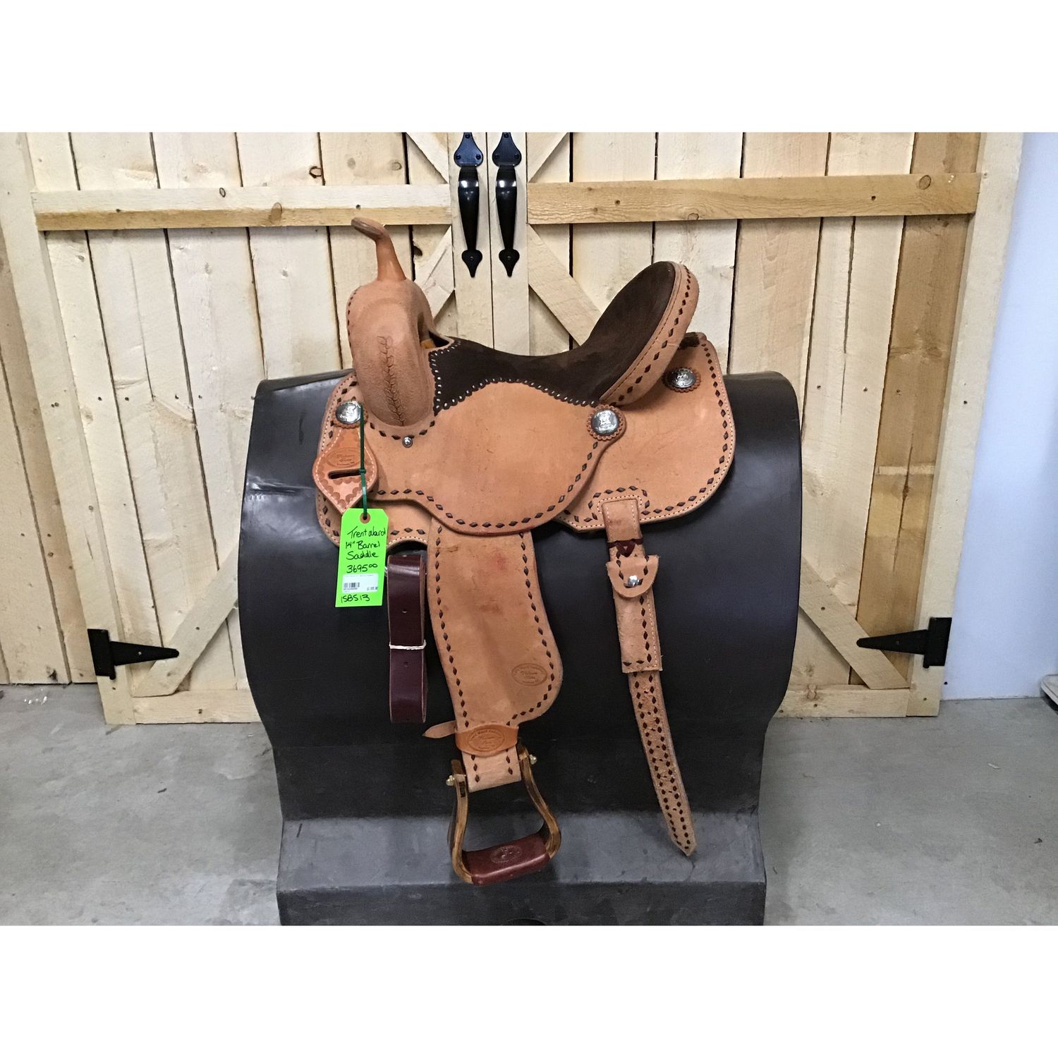 Trent Ward 14" Barrel Saddle