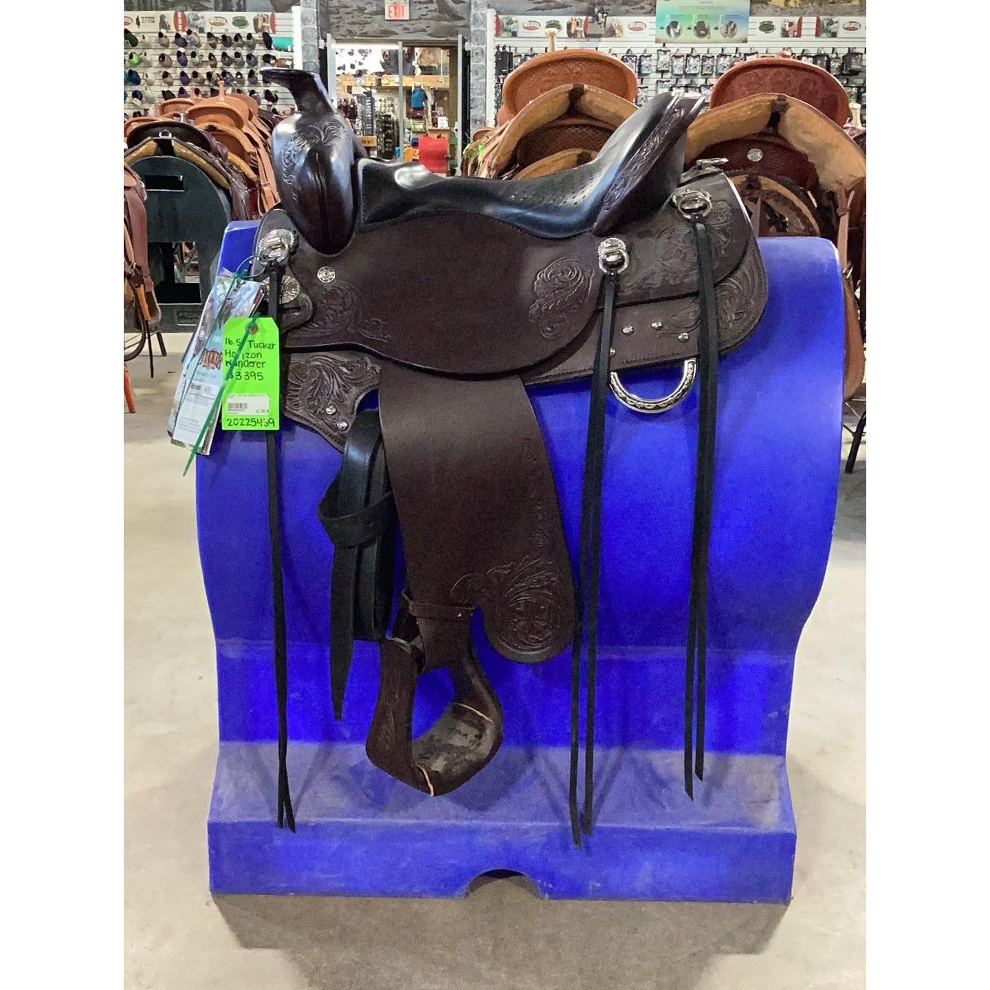 Tucker 16.5” Horizon Wanderer Trail Saddle - BNT Wide