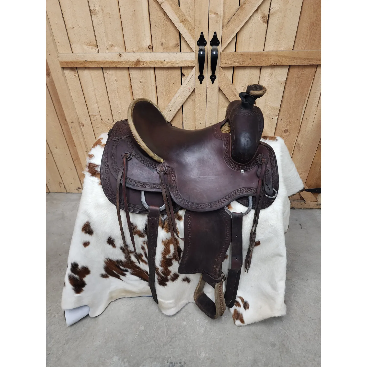 USED "16 Irvine Association Saddle
