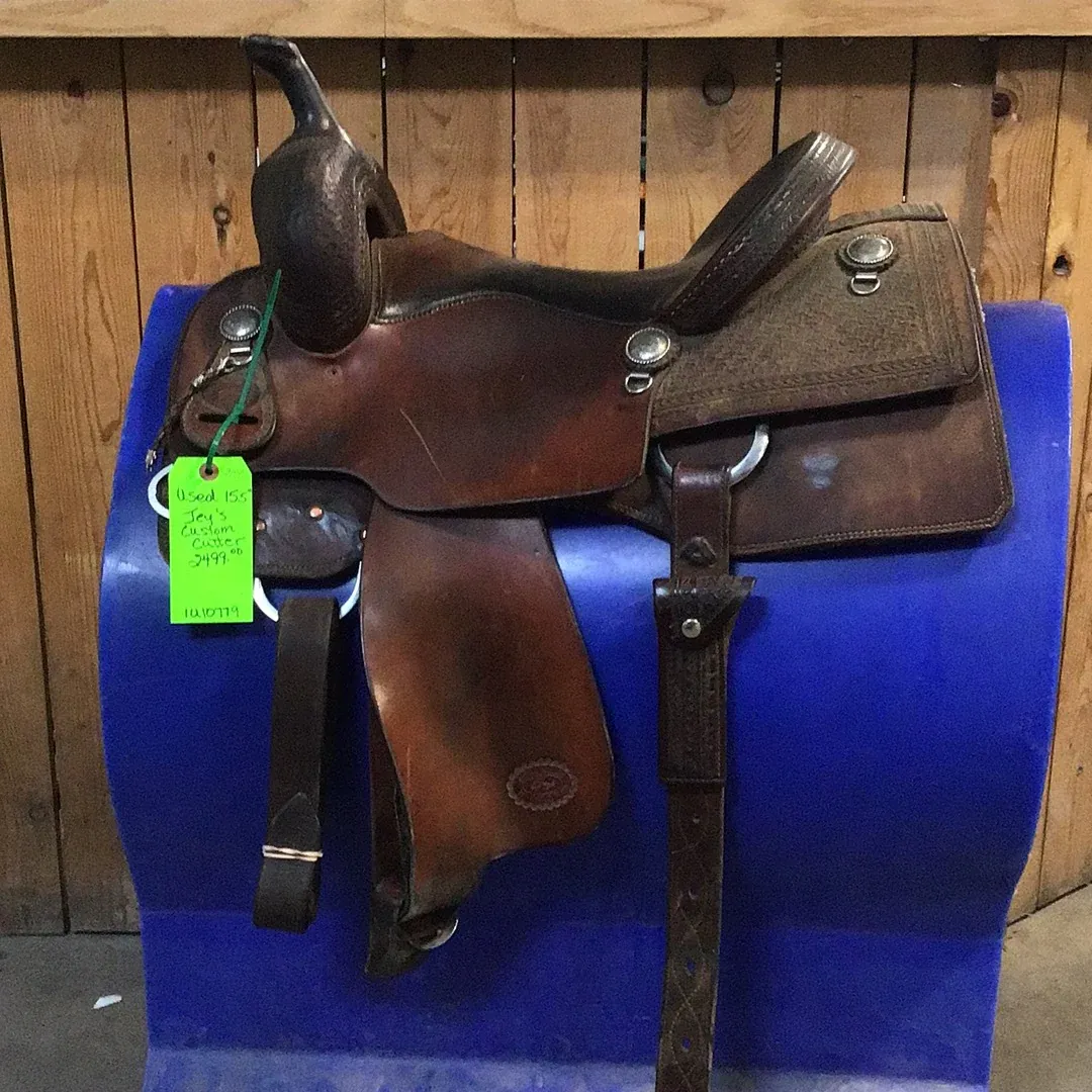 Used 15” Jey’s Custom Cutting saddle