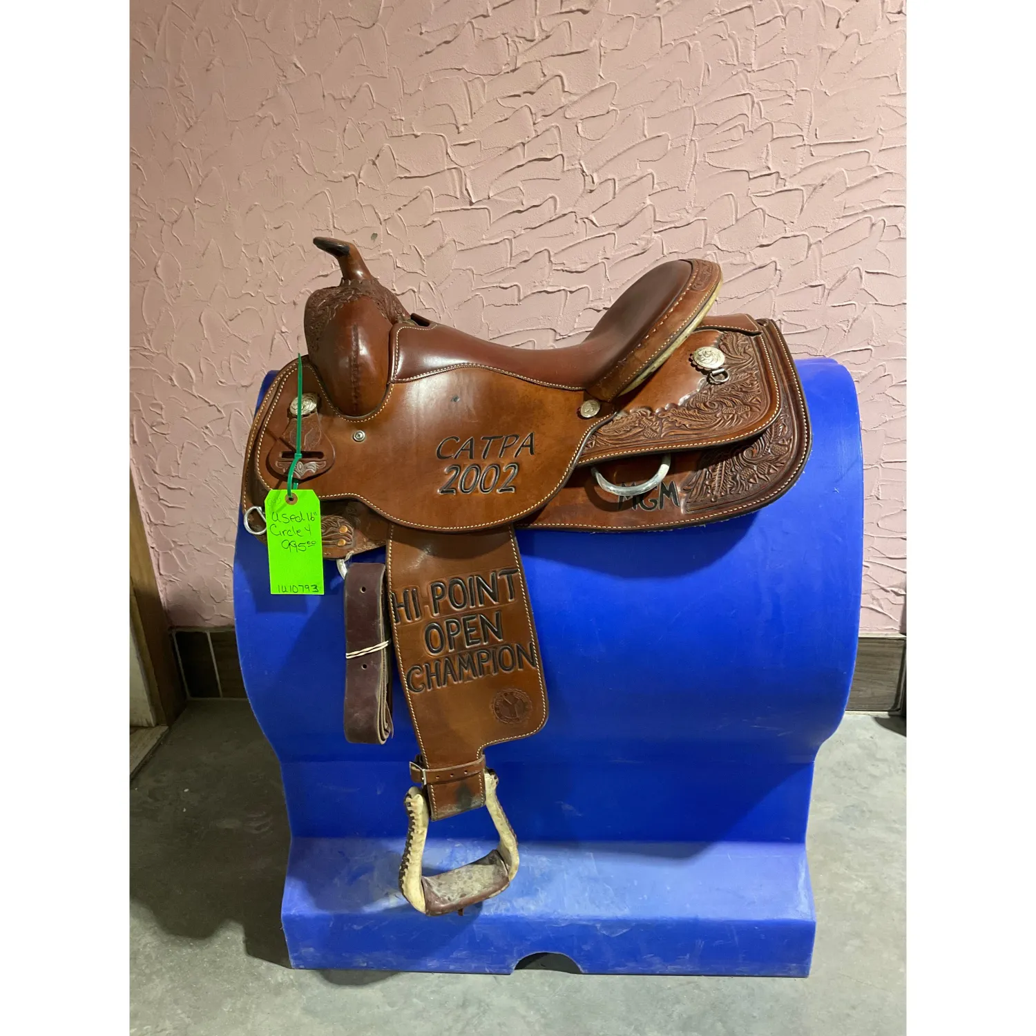 Used 16” Circle Y Trophy saddle