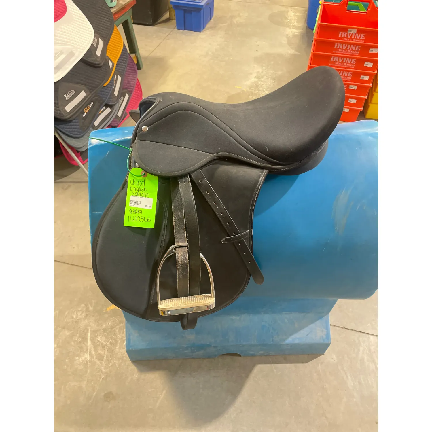 Used English Saddle 18.5”