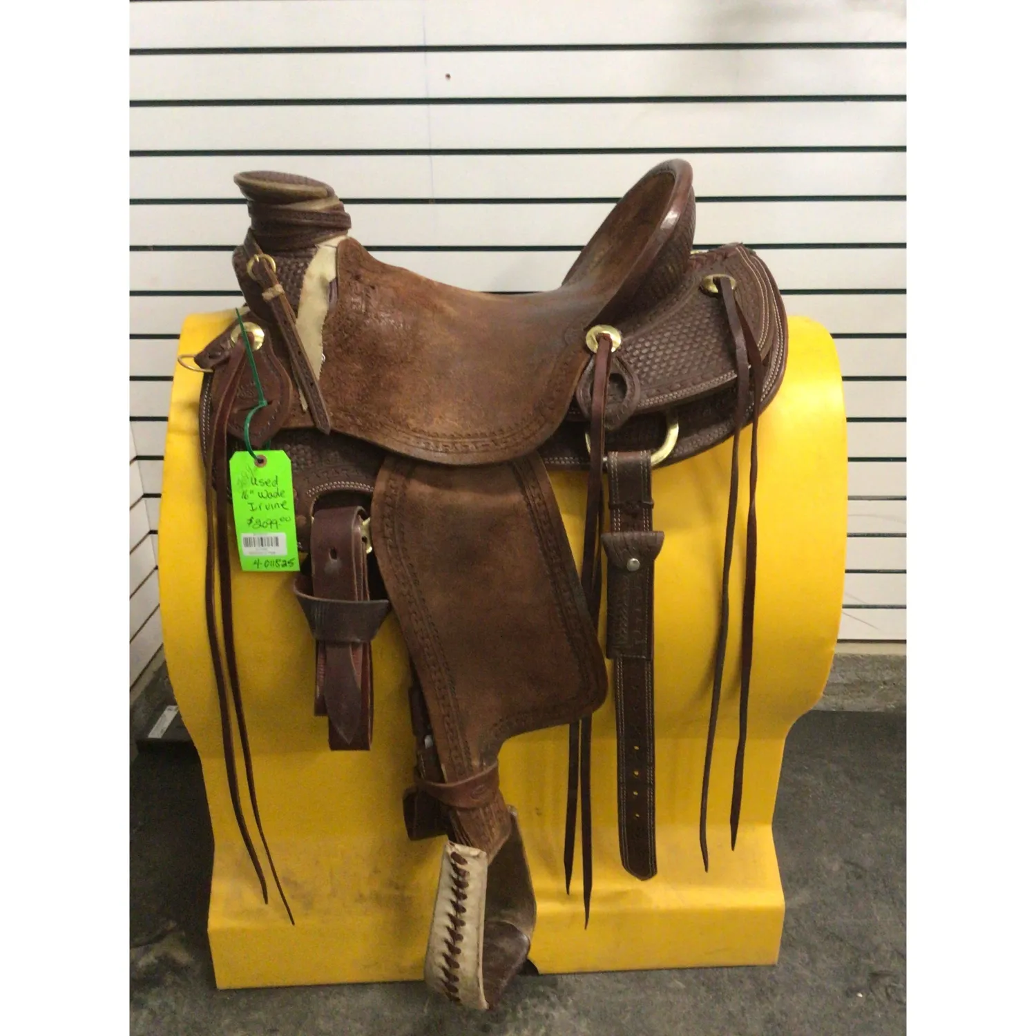 Used Irvine 16" Wade