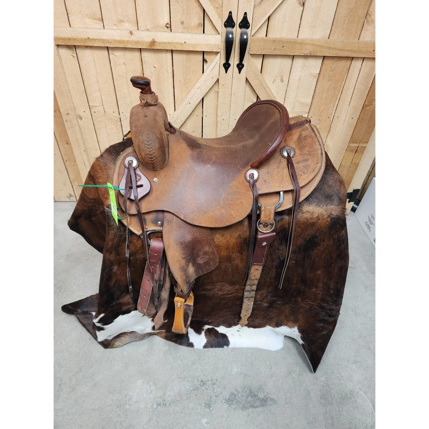 Used Irvine Custom Ranch Saddle -16"