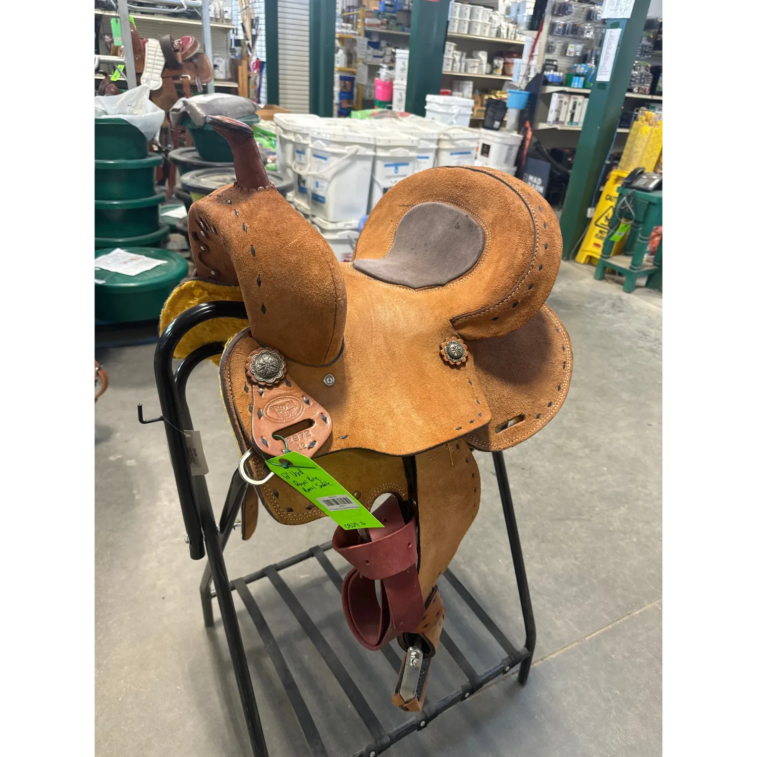Used Royal King 12" Barrel Saddle