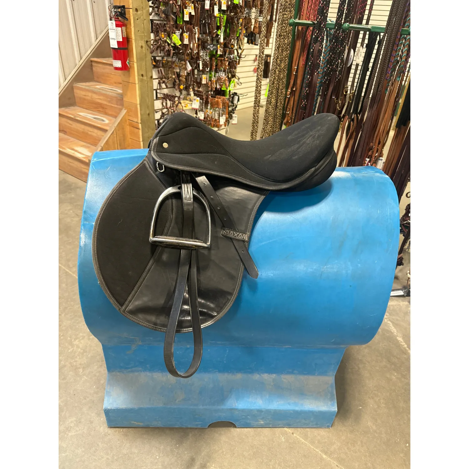 Used Synthetic English Saddle