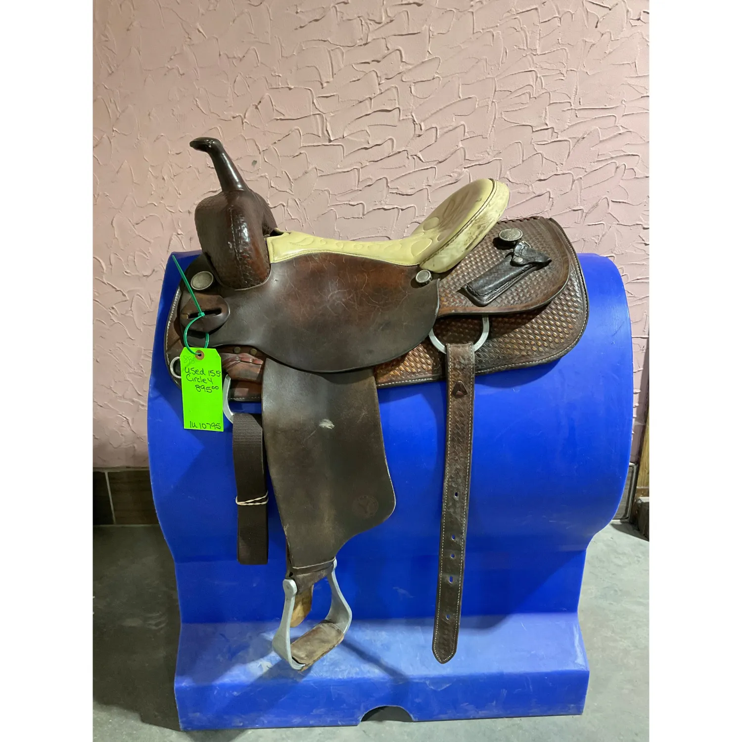 Used 15.5” Circle Y Saddle