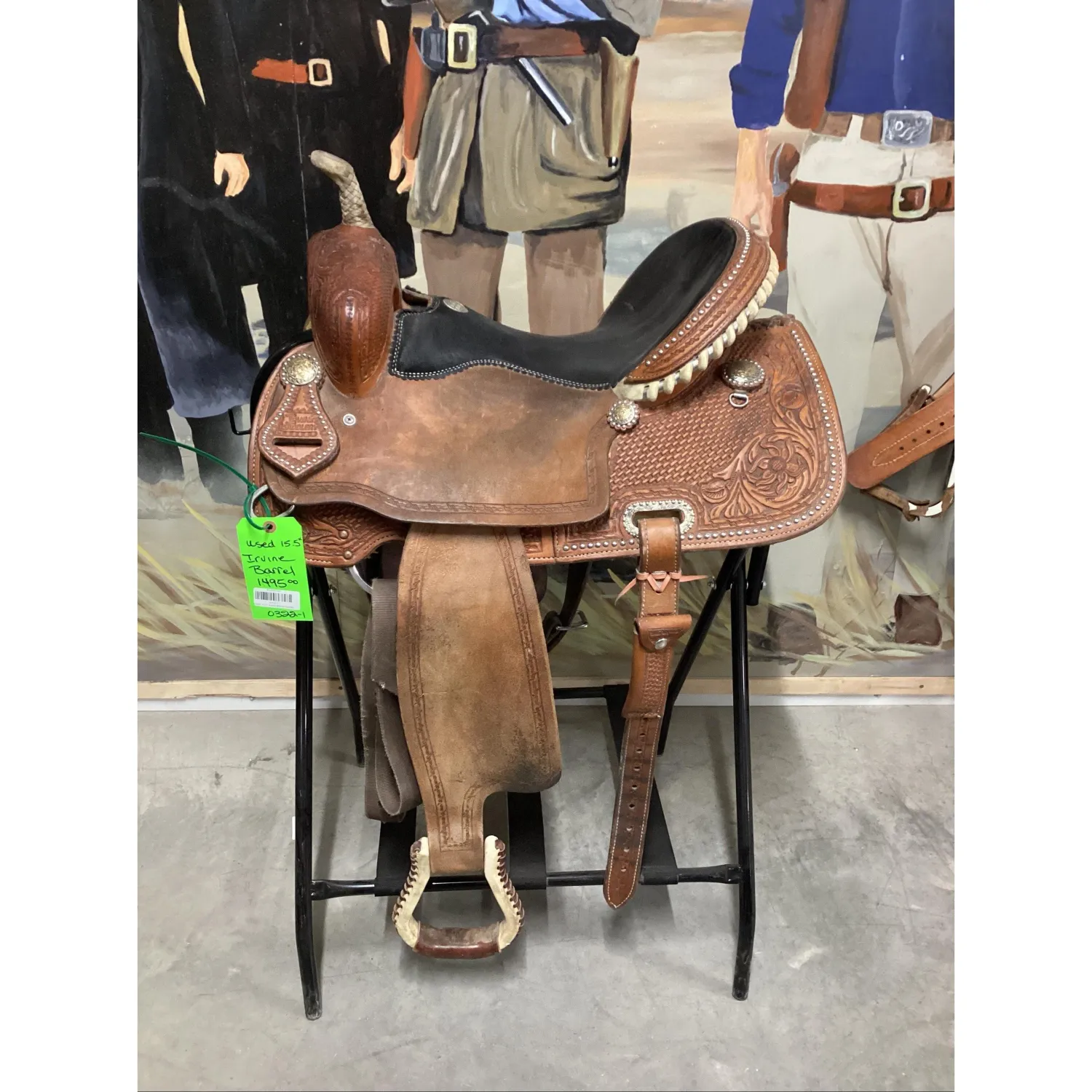 Used Irvine 15.5" Barrel Saddle