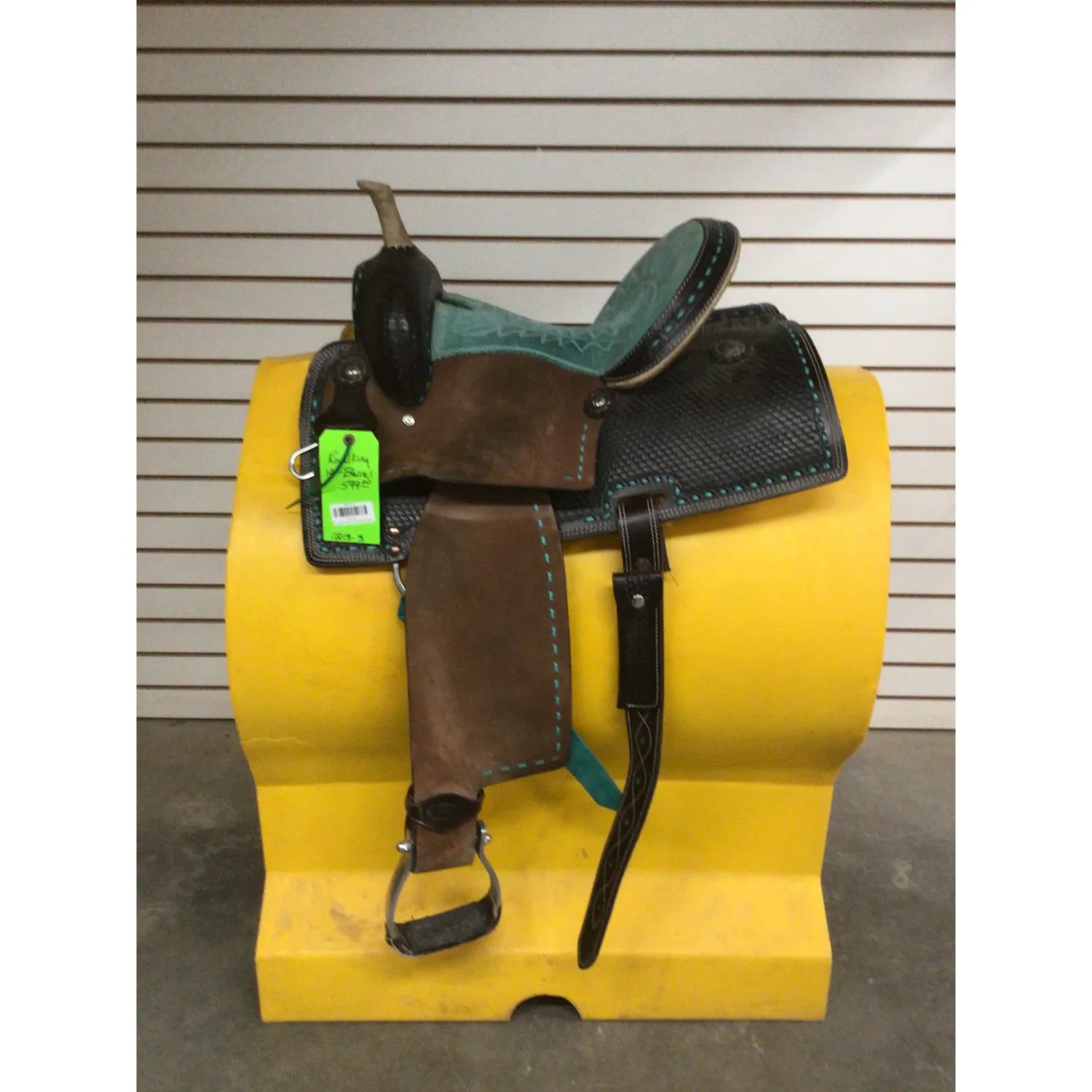 Used Royal King 13" Barrel Saddle