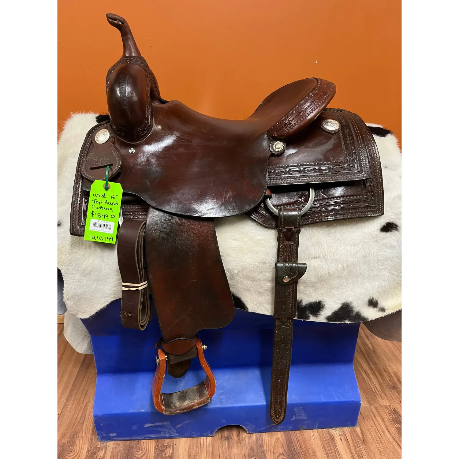 Used 16" Top Hand Cutting Saddle