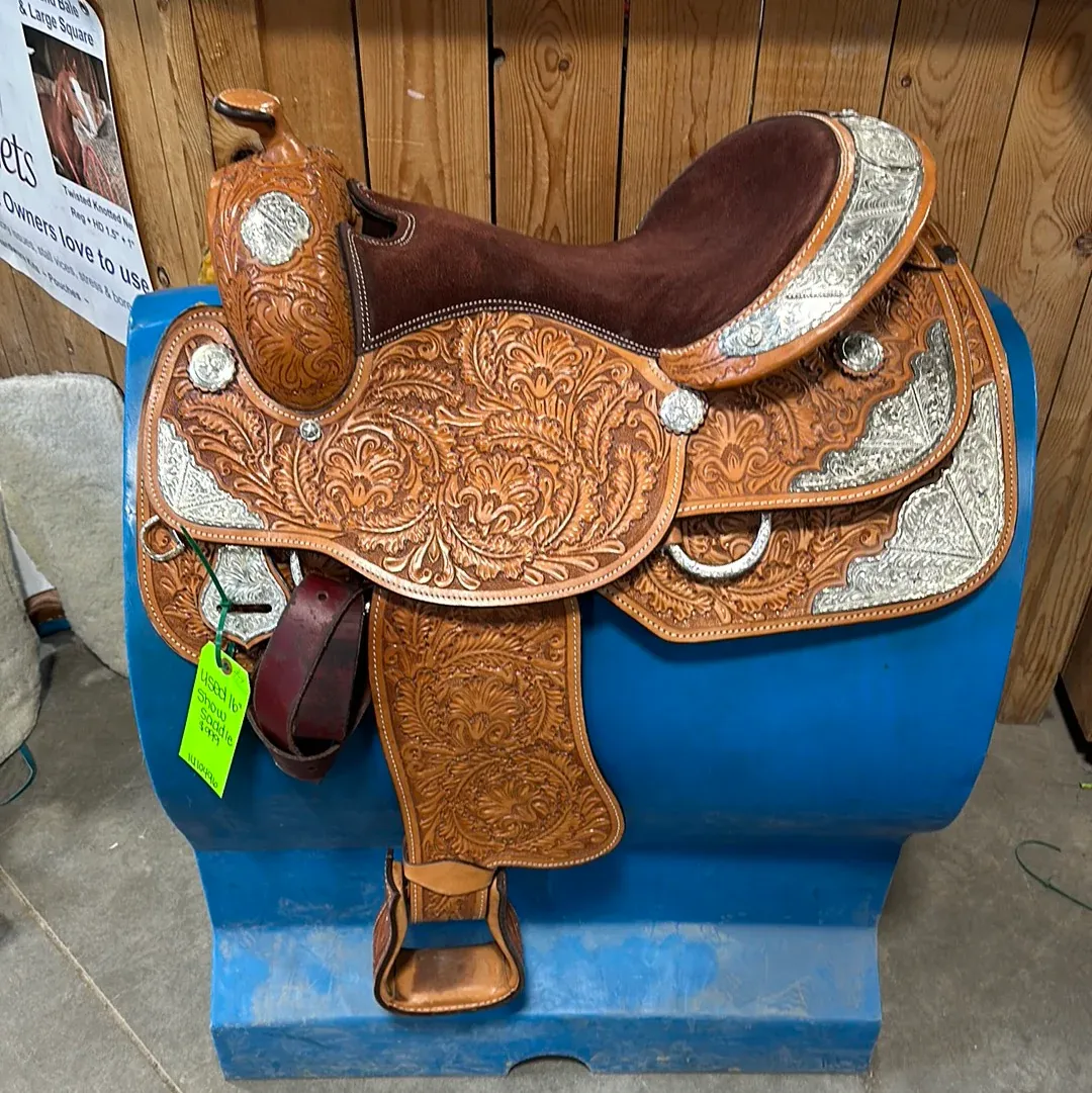 Used 16” Show Saddle