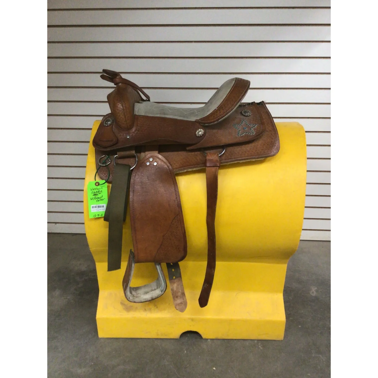 Used Western 15" Saddle w/Breast Collar