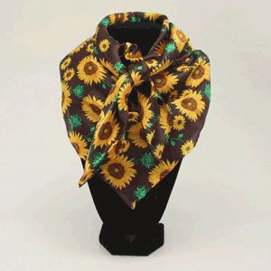 Wild Rag 33x33 Sunflower