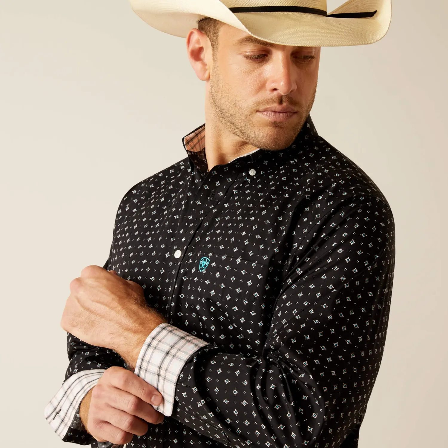 Ariat Men's Wrinkle Free Seth LS Classic Fit Shirt - Black, Size: S