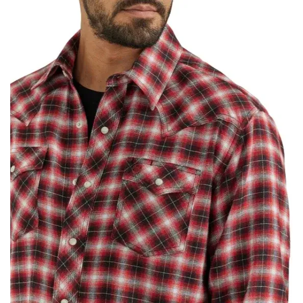 Wrangler Retro® Modern Fit Flannel Long Sleeve Snap Shirt - Red, Size: S