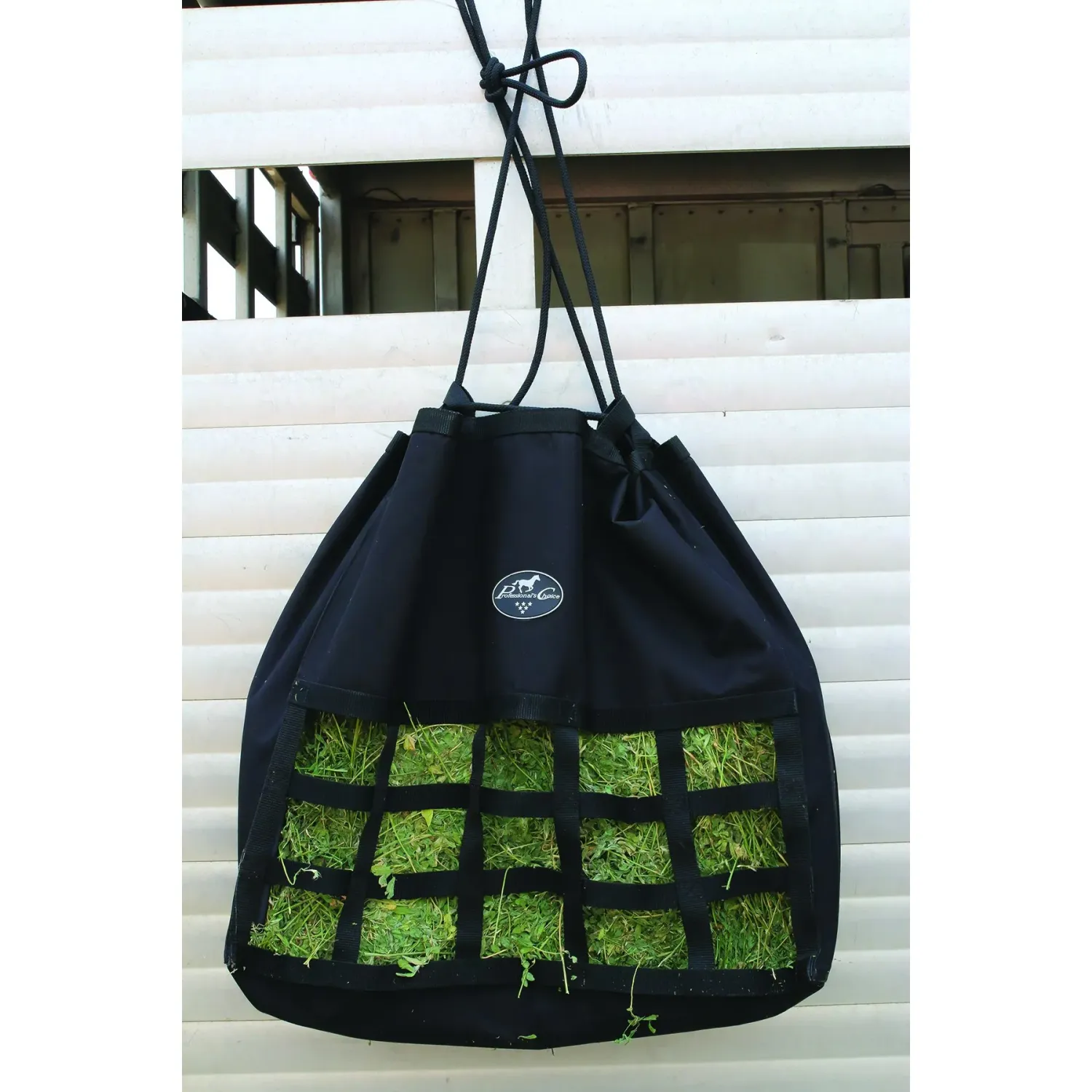 Professional's Choice Scratch Free Hay Bag, Colour: BLACK, Size: OSFA