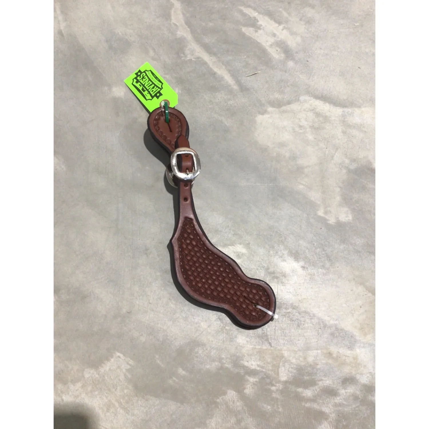 Irvine's Spur Strap Basket Stamp -Assorted Colours, Colour: Dark Oil