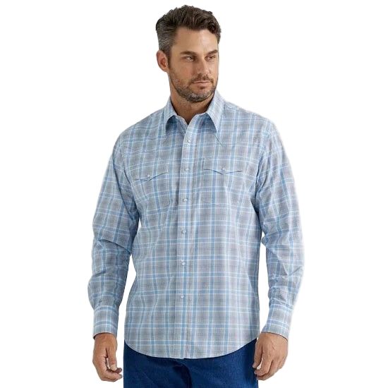 Wrangler Men's Wrinkle Resist Classic Fit Long Sleeve Shirt