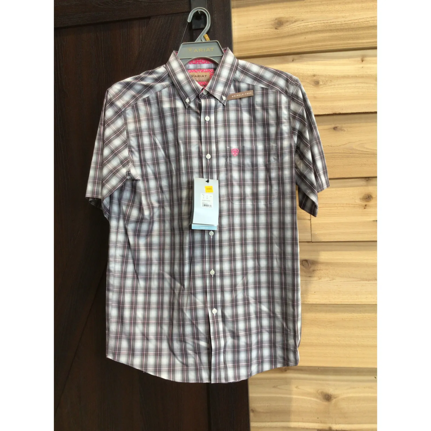 Ariat Men's Wrinkle Free Berkley Short Sleeve Shirt - Black