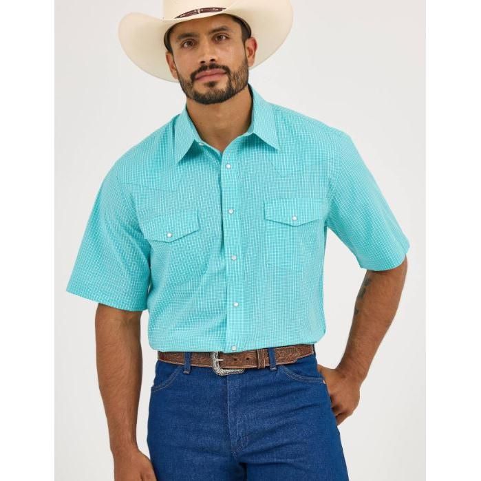 Wrangler Men's Short Sleeve Wrinkle Resistant Classic Fit Shirt - Turquoise