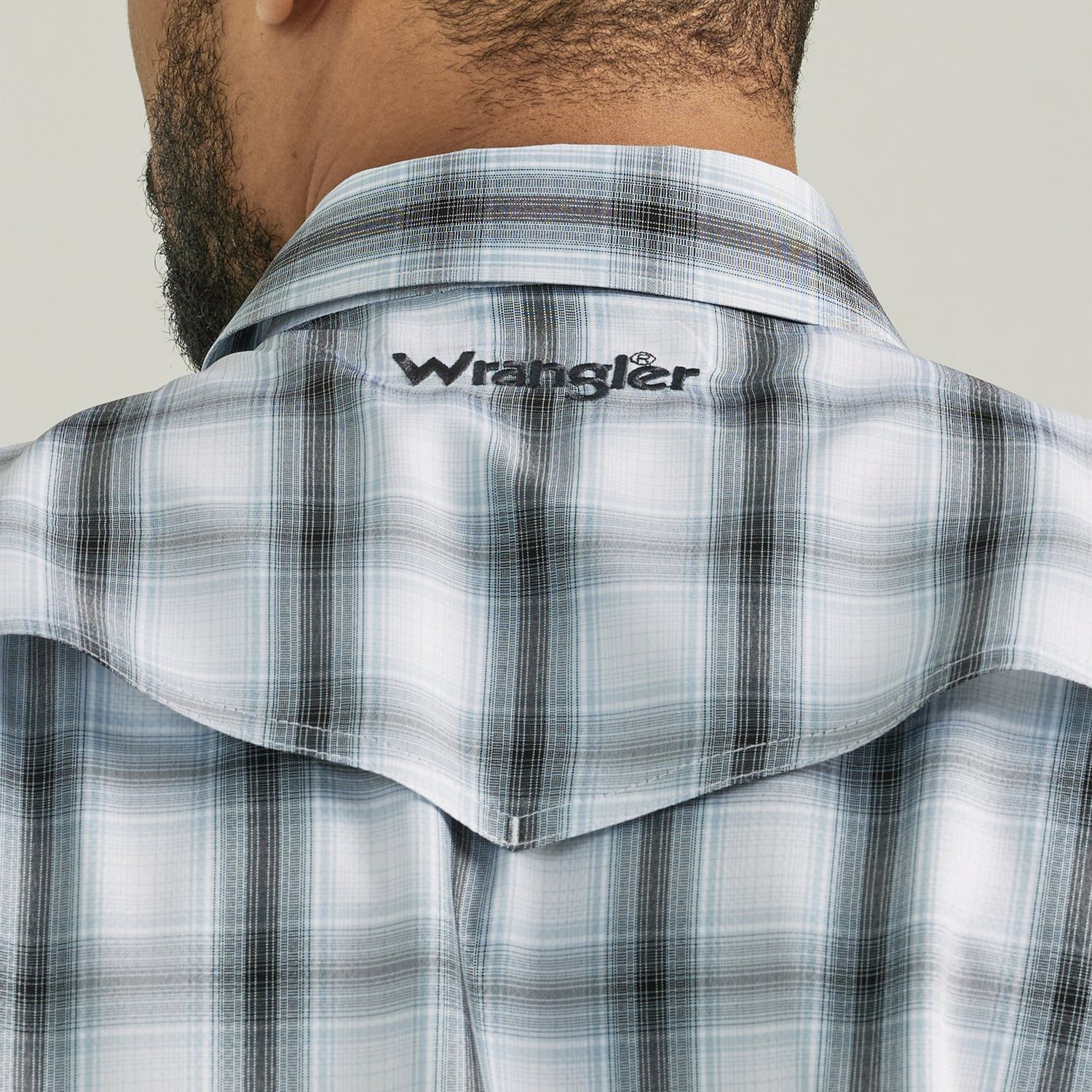 Wrangler Men's Western Plaid Long Sleeve Shirt - Blue