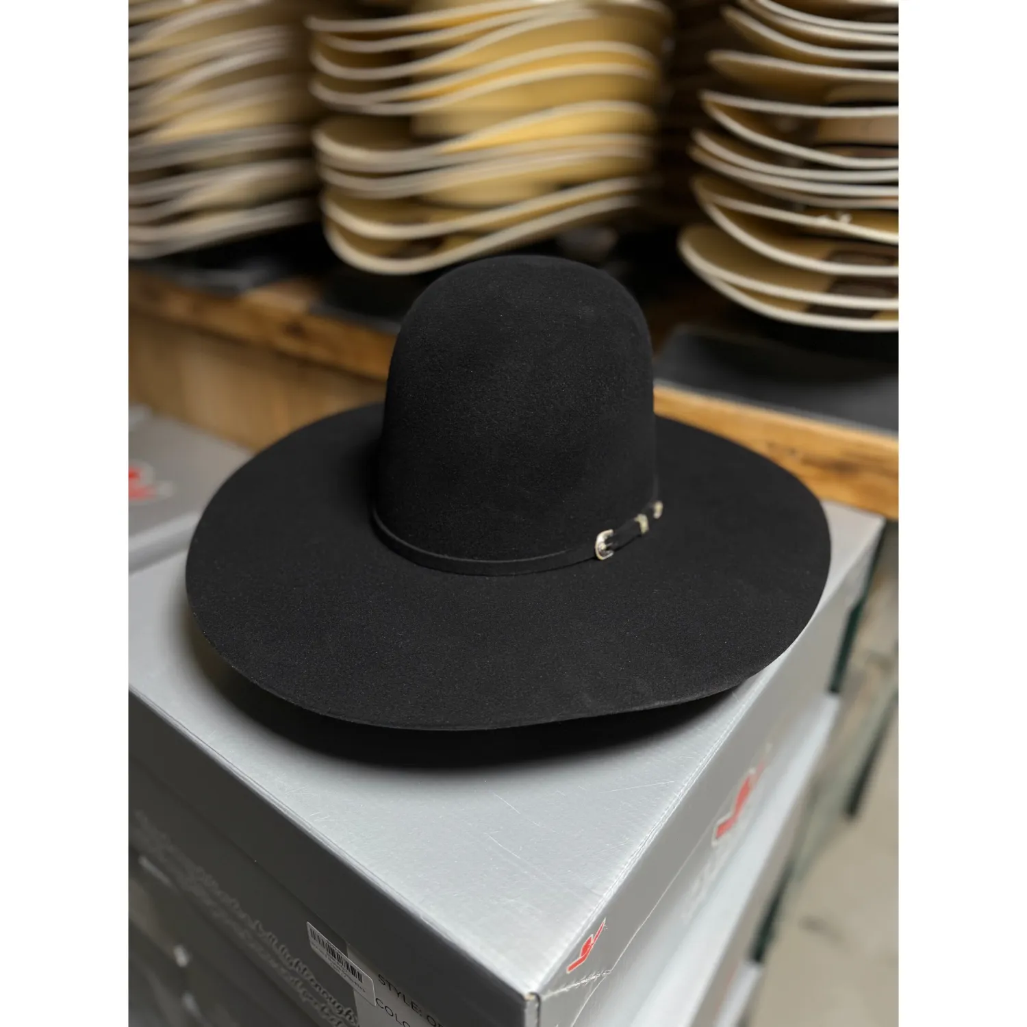 PROHATS Bronze Series-Black, Crown: Open, Size: 7
