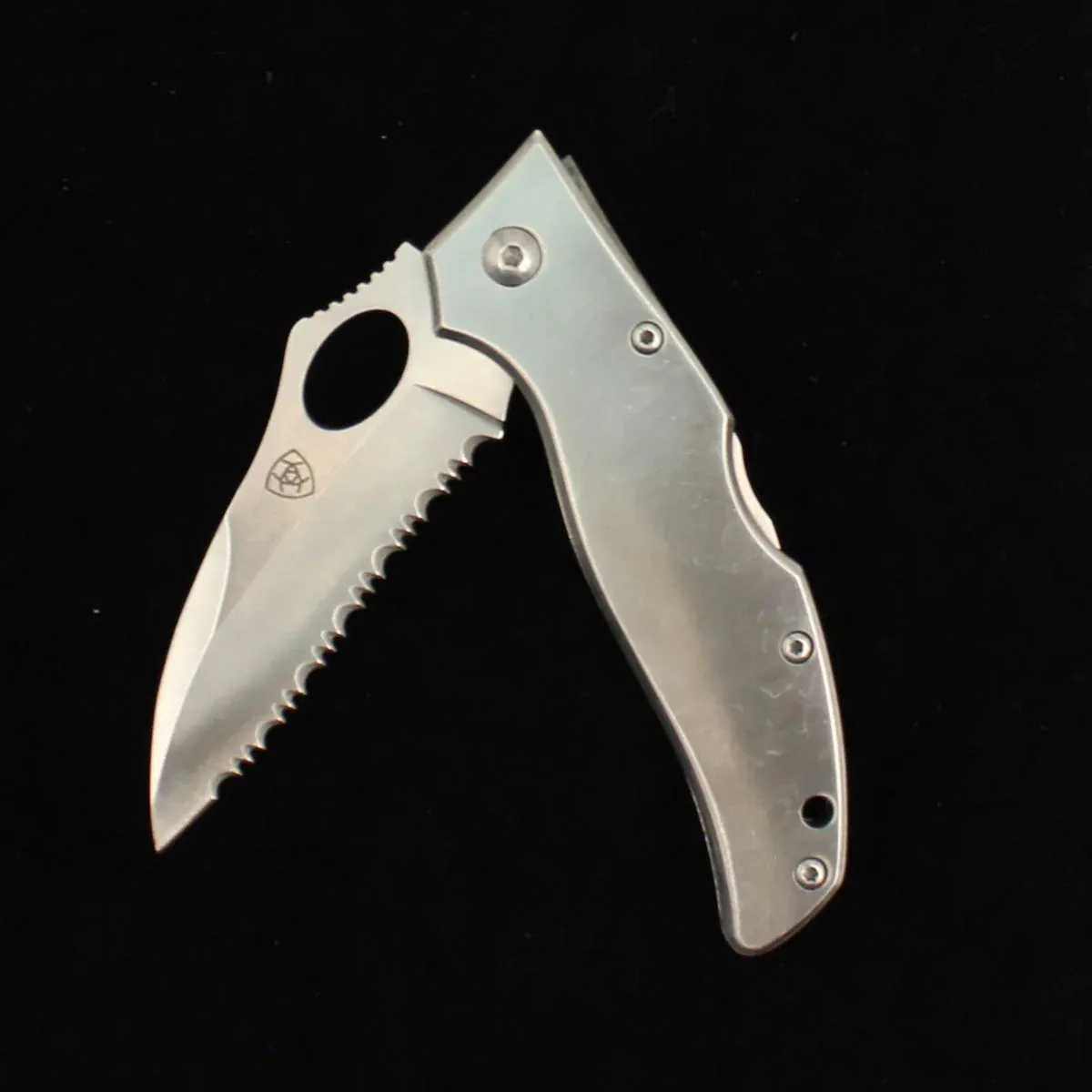 Ariat Folding Serrated Knife - Silver, Size: M