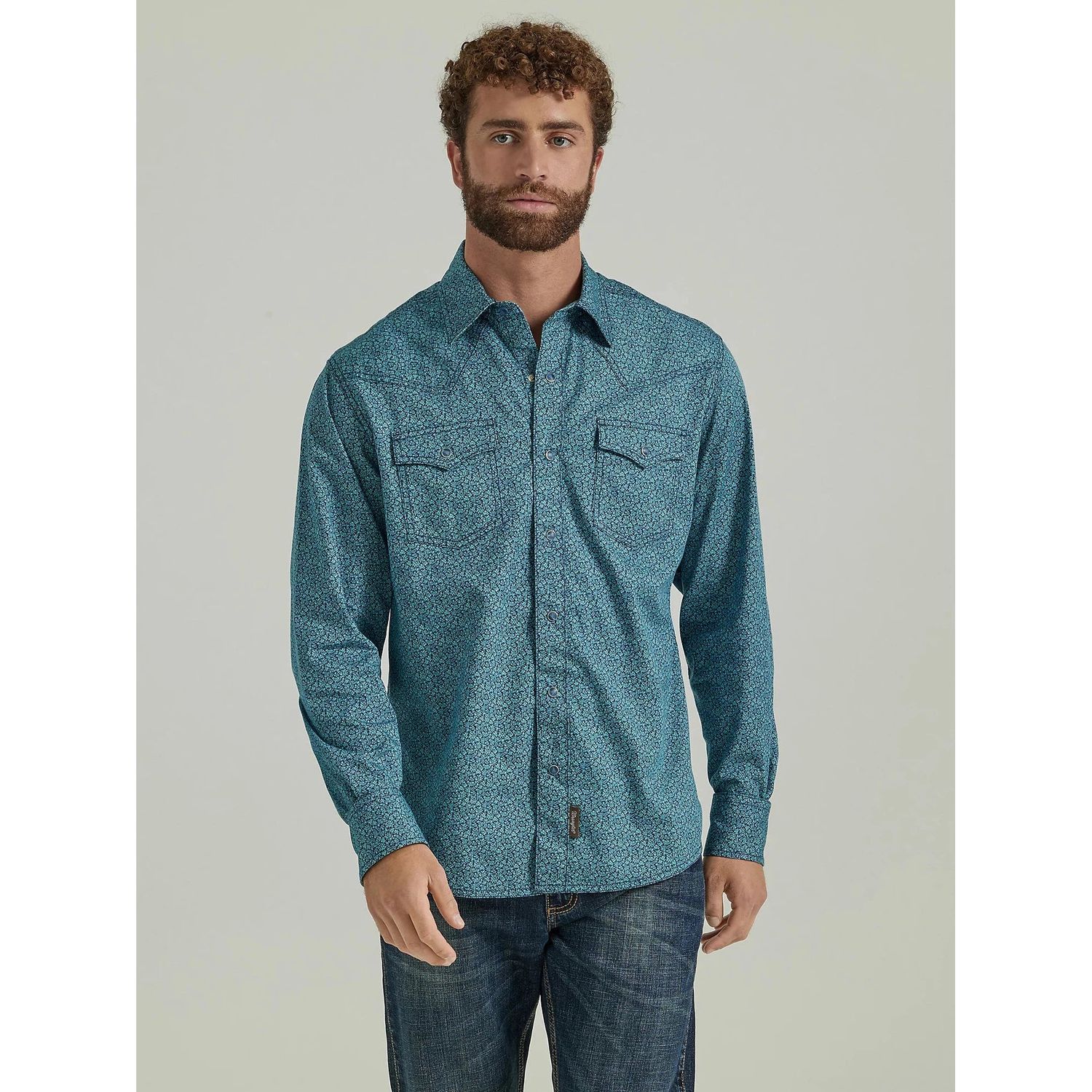 Wrangler Men's Retro Premium Long Sleeve Modern Fit Shirt