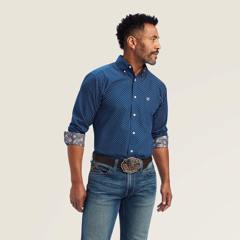 Ariat Mens Wrinkle Free Sterling Fitted Long Sleeve Shirt