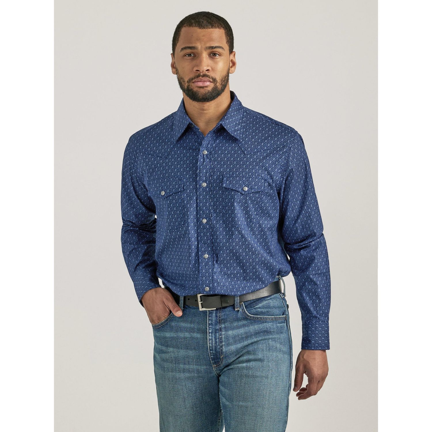 Wrangler Men's 20X Competition Advanced Comfort Long Sleeve Classic Fit Snap Shirt - Blue