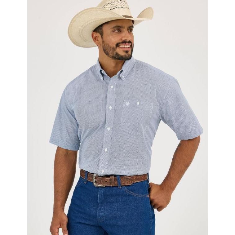 Wrangler Men's Short Sleeve Relaxed Fit Shirt- Blue