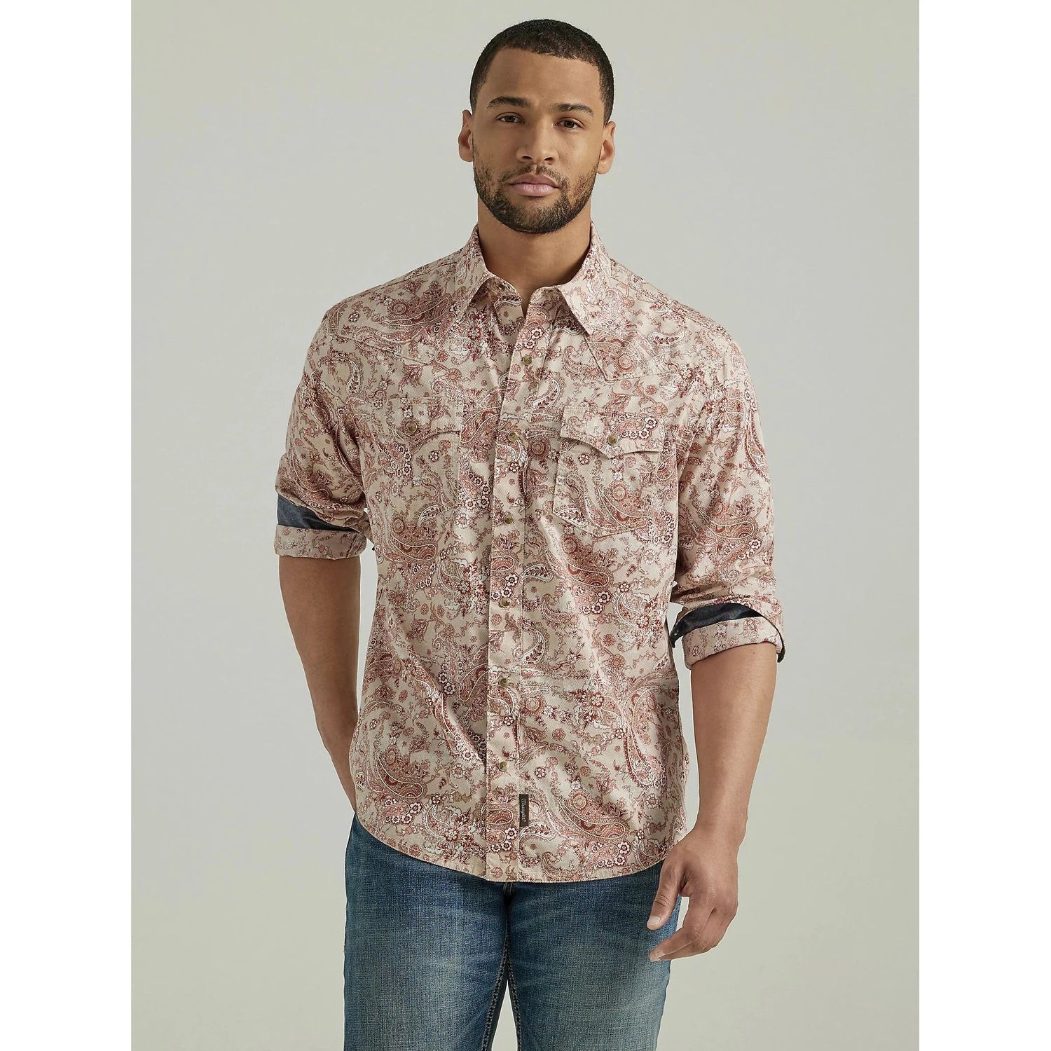 Wrangler Men's Retro Premium Modern Fit Long Sleeve Shirt