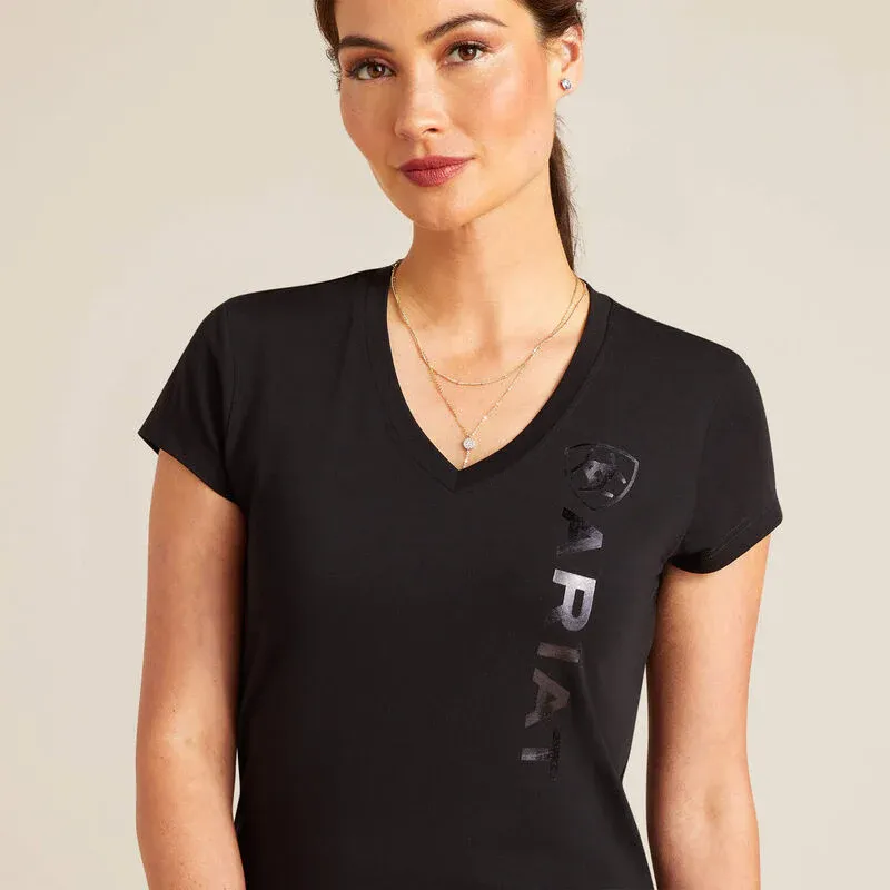 Ariat Women's Vertical Logo V T-Shirt - Black